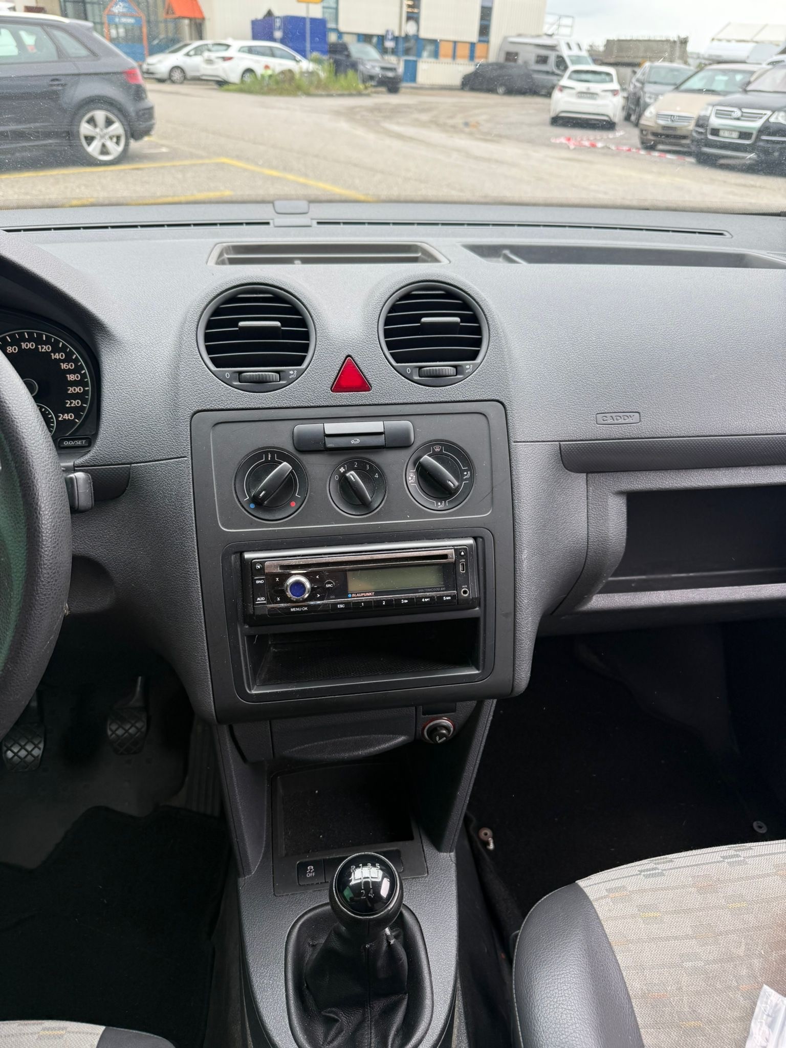 VW Caddy Maxi 1.2 TSI-image-11