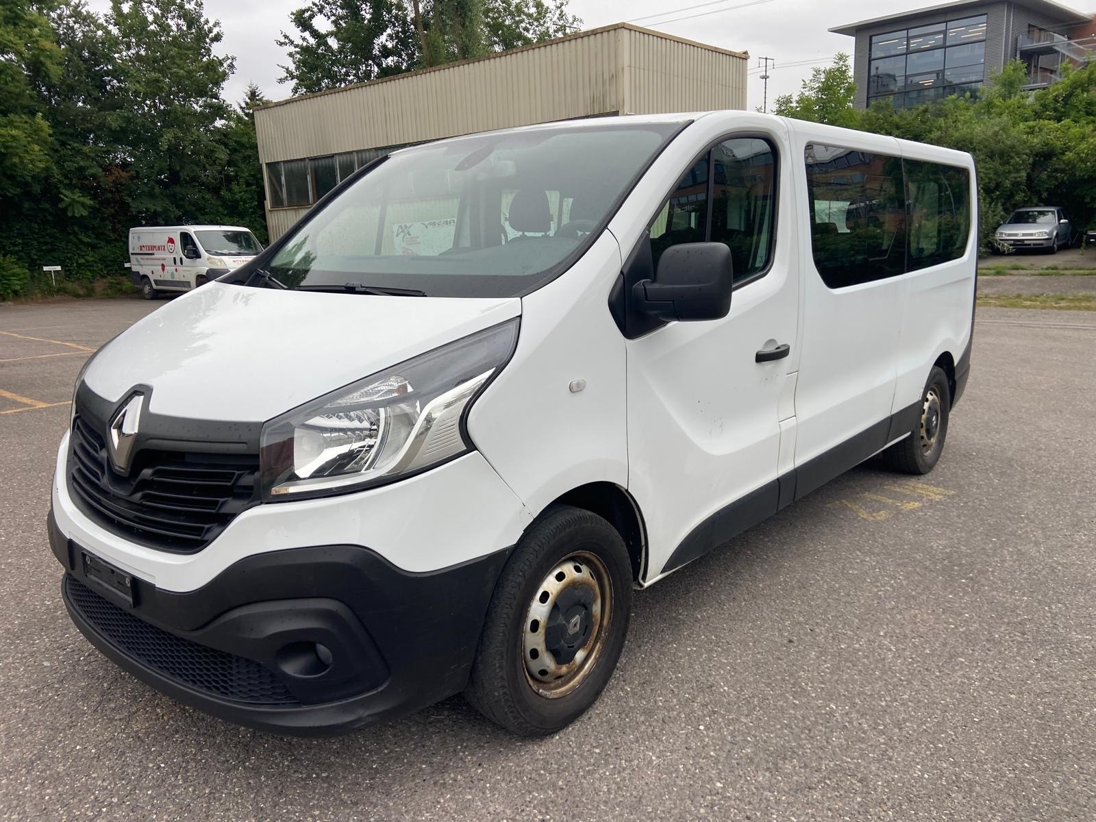 RENAULT Trafic dCi 90 Grand Passenger Authentique-image-1