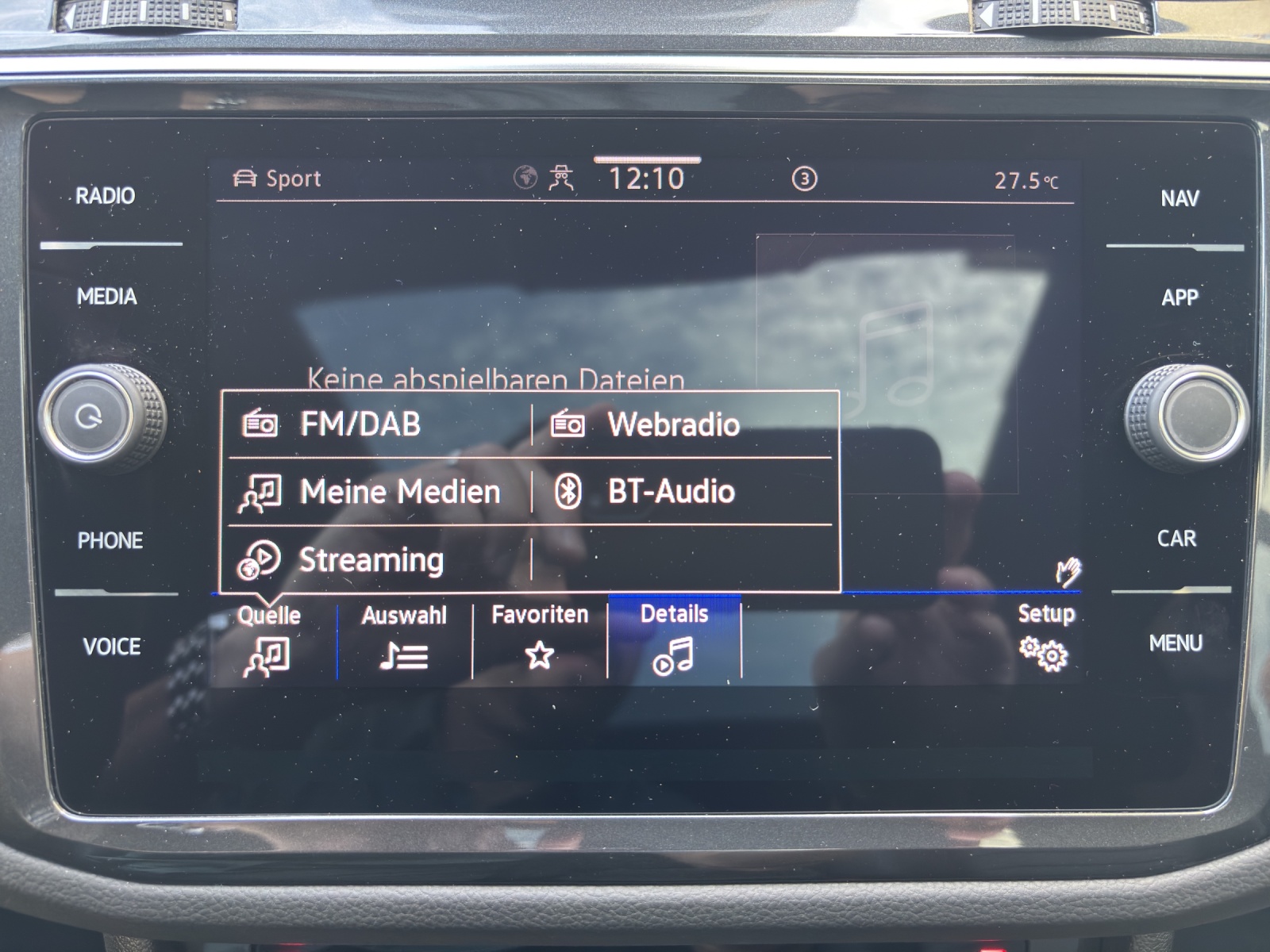 VW Tiguan 2.0TSI R 4Motion DSG mit AHK, Panorama-Ausstell-/Schiebedach & Akrapovic Auspuffanlage-image-22