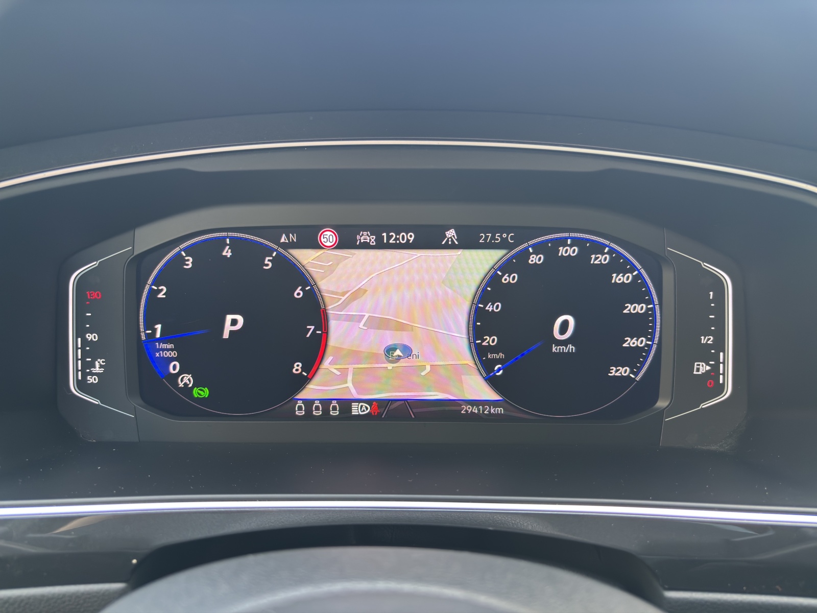 VW Tiguan 2.0TSI R 4Motion DSG mit AHK, Panorama-Ausstell-/Schiebedach & Akrapovic Auspuffanlage-image-16