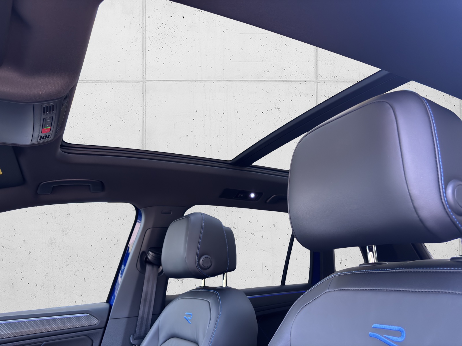 VW Tiguan 2.0TSI R 4Motion DSG mit AHK, Panorama-Ausstell-/Schiebedach & Akrapovic Auspuffanlage-image-28