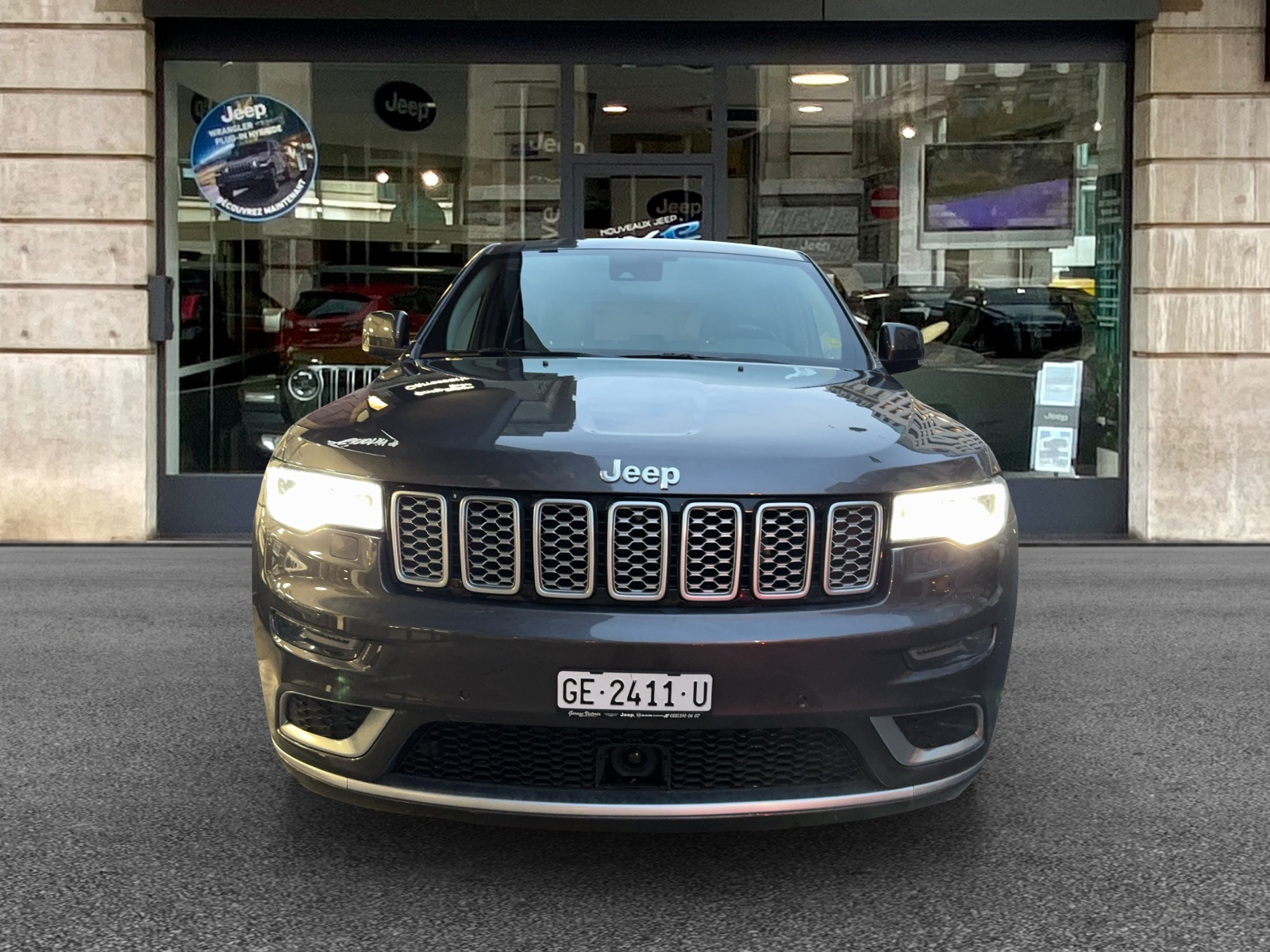 JEEP Grand Cherokee 3.0 CRD Summit Automatic-image-1