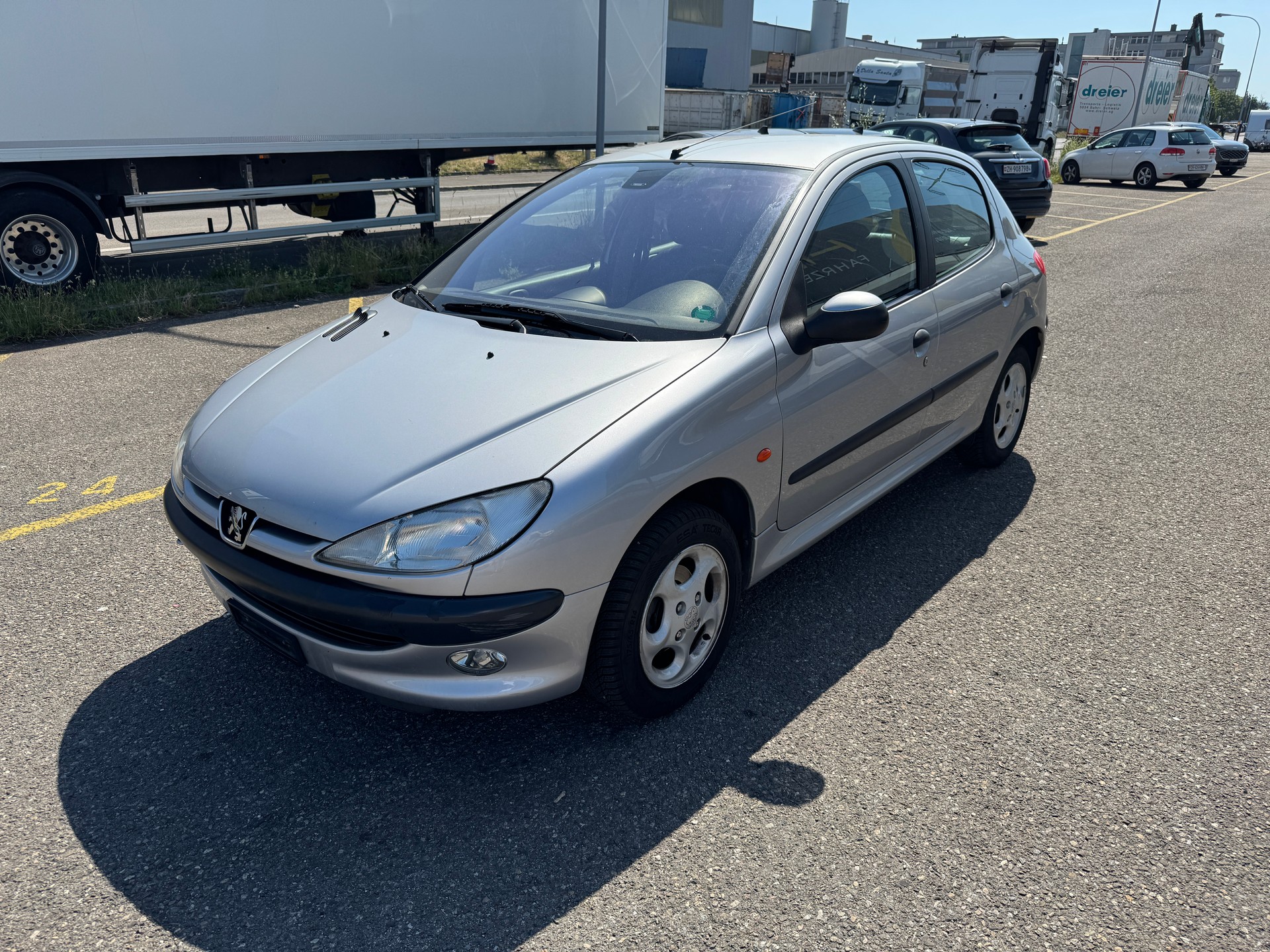 PEUGEOT 206 1.6 XT Premium-image-1