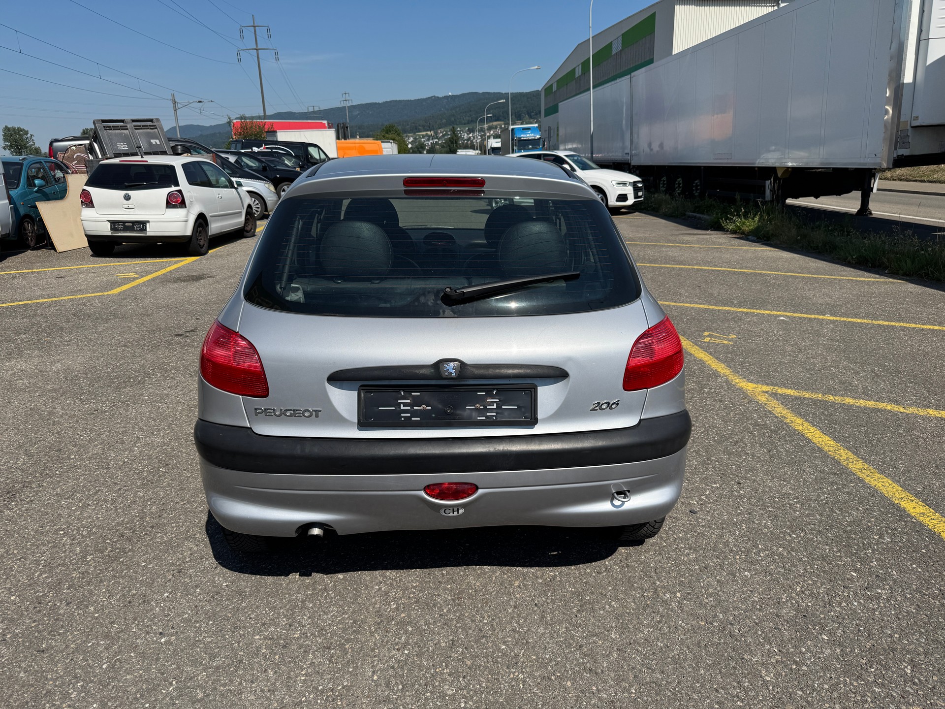 PEUGEOT 206 1.6 XT Premium-image-3