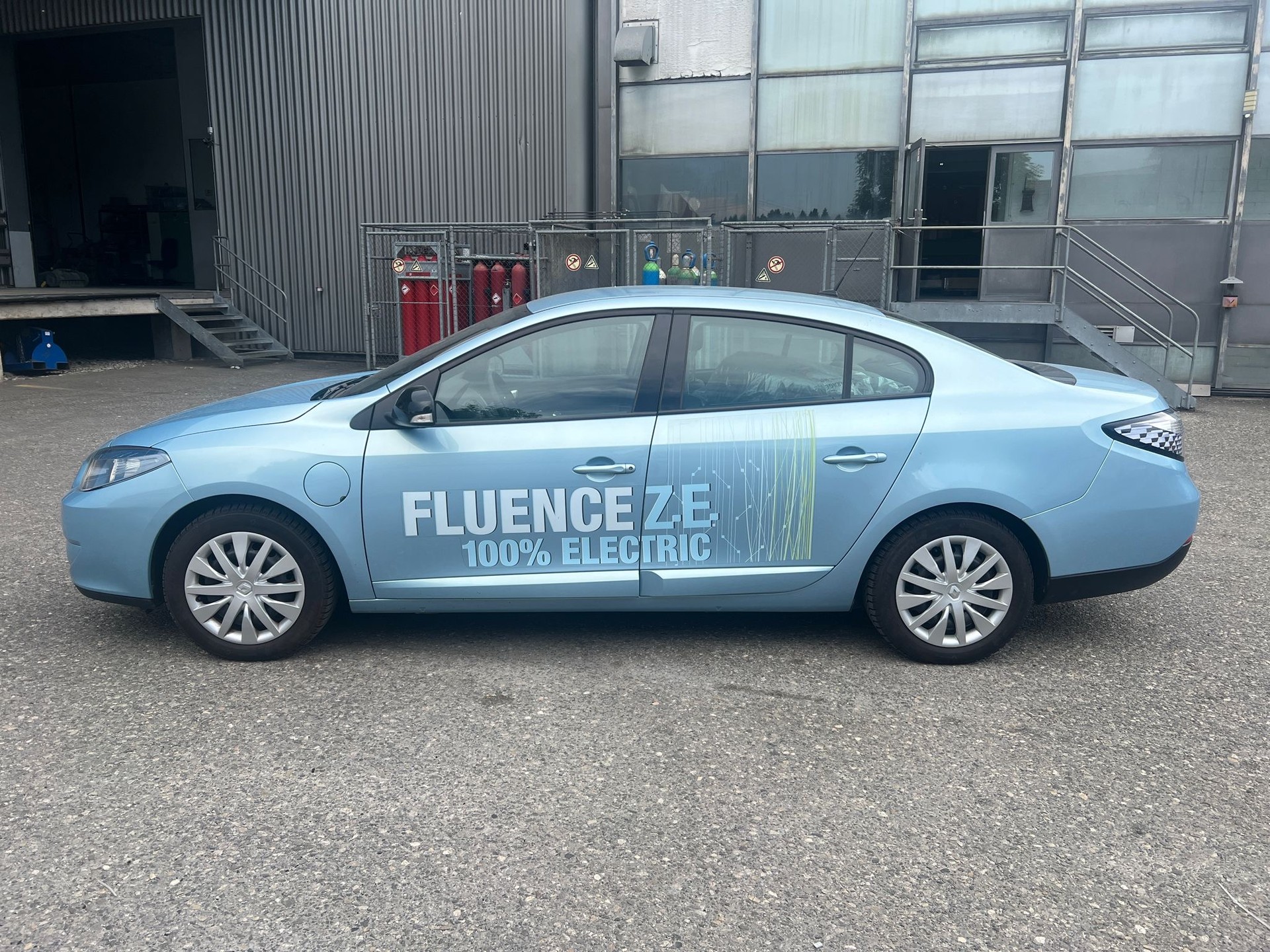 RENAULT Fluence Z.E Dynamique-image-3