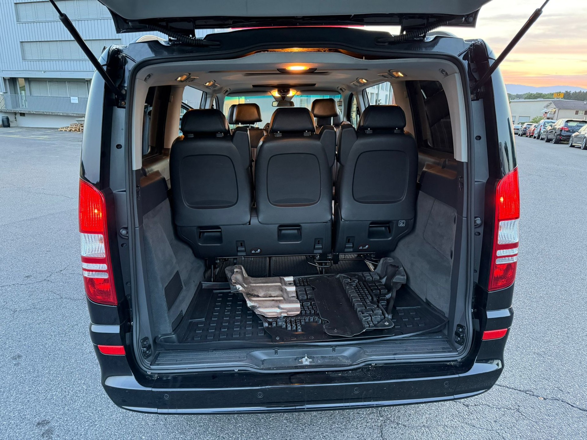 MERCEDES-BENZ Viano 2.2 CDI AmbEd L 4M (Places 8 ) TRANSPORT PROFESSIONNEL DE PERSONNES-image-13
