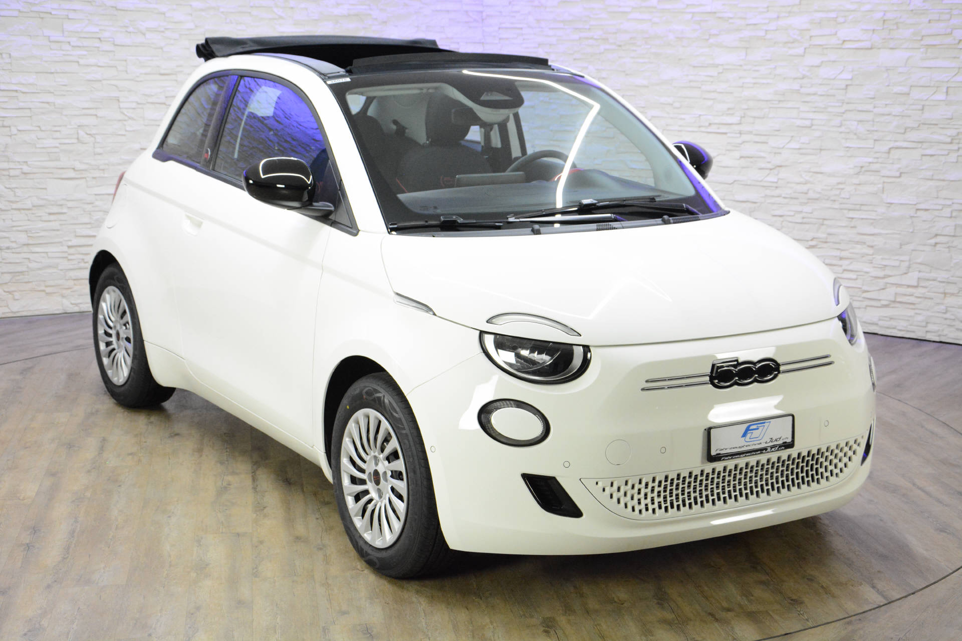 FIAT 500 Red Komfortpaket-image-9