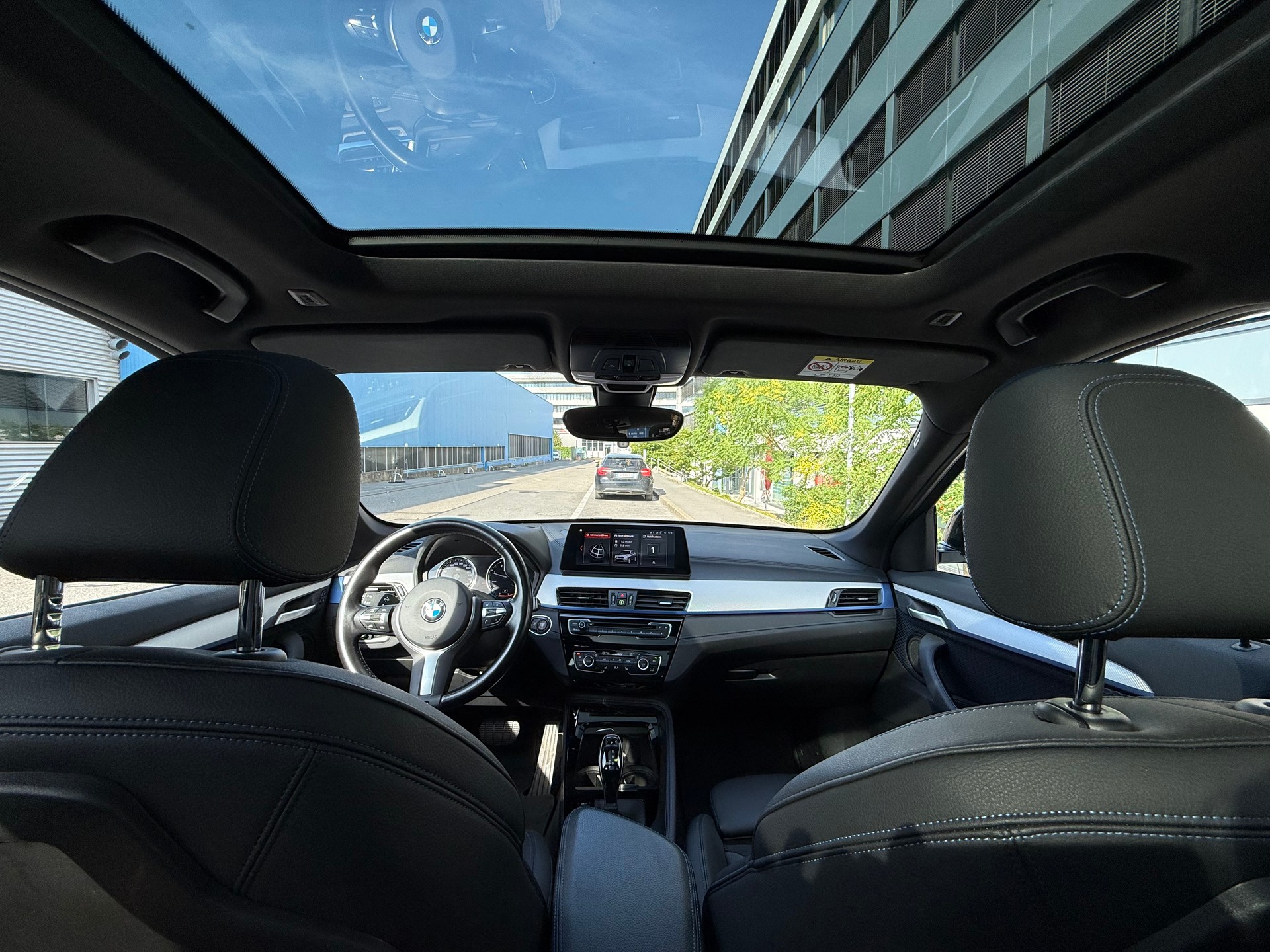 BMW 18d xDrive SAG-image-6