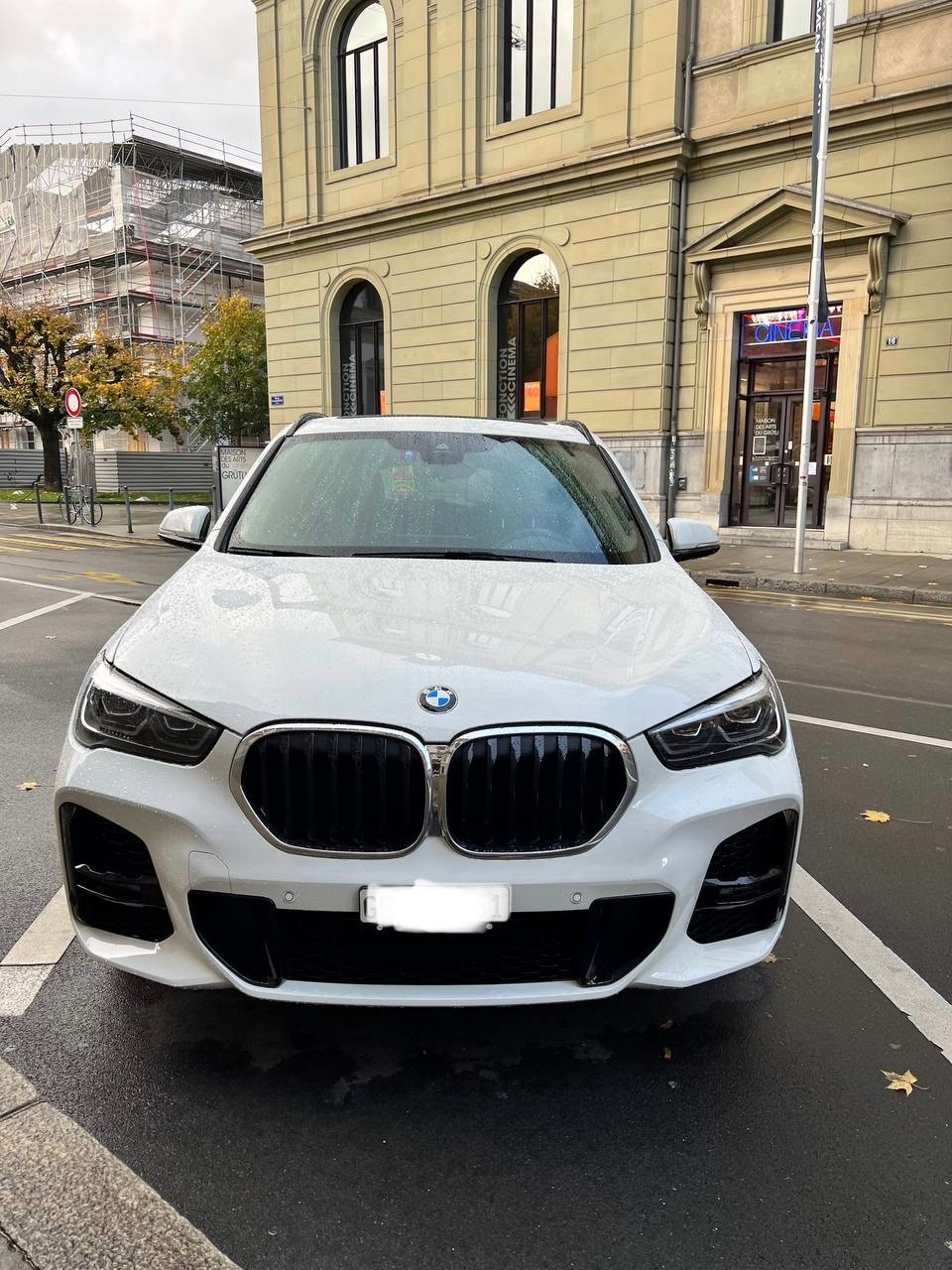 BMW 18d xDrive SAG