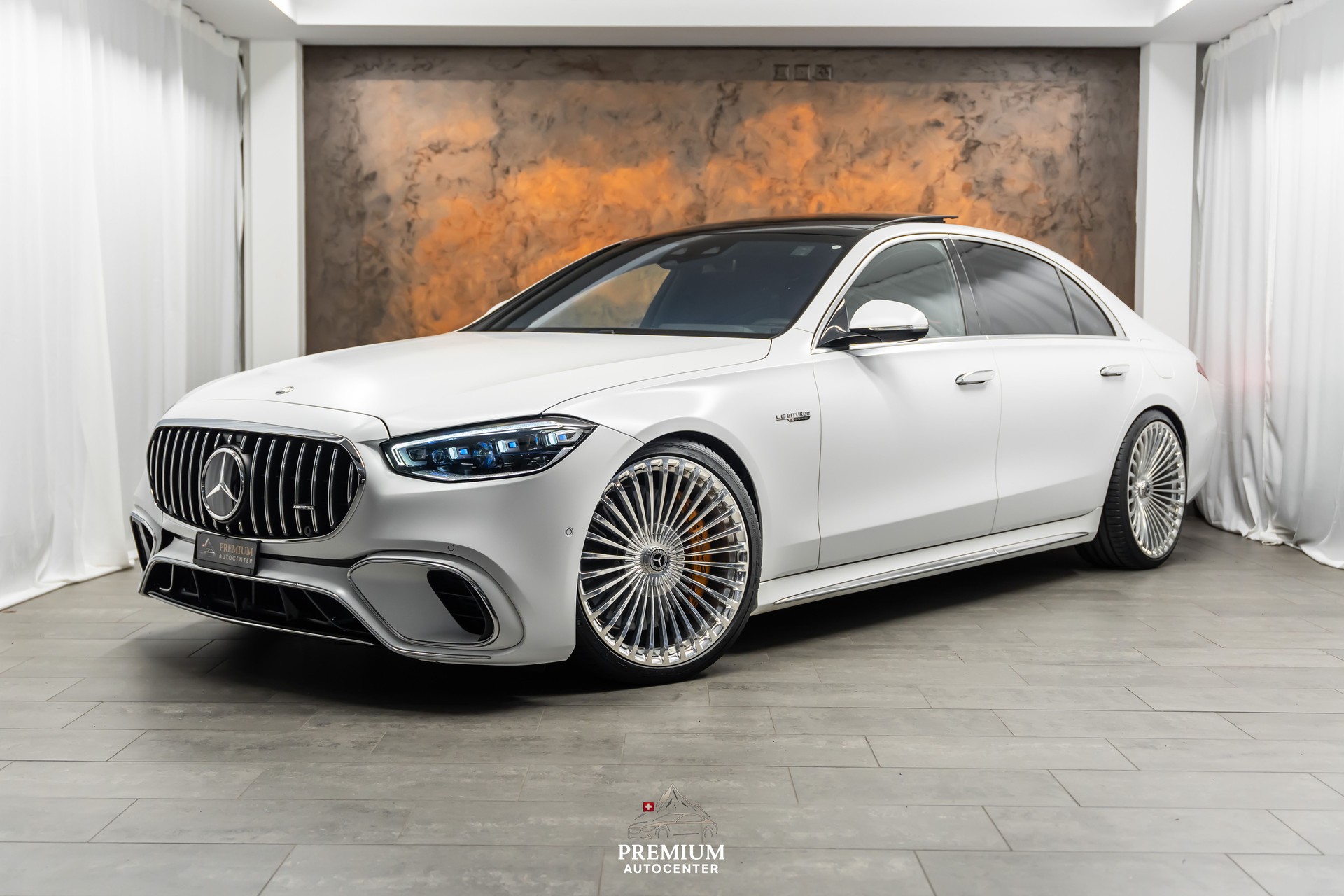 MERCEDES-BENZ S63 AMG E Performance 4Matic Lang Sonderedition *Manufaktur*Keramik*Magno*Fond-TV*