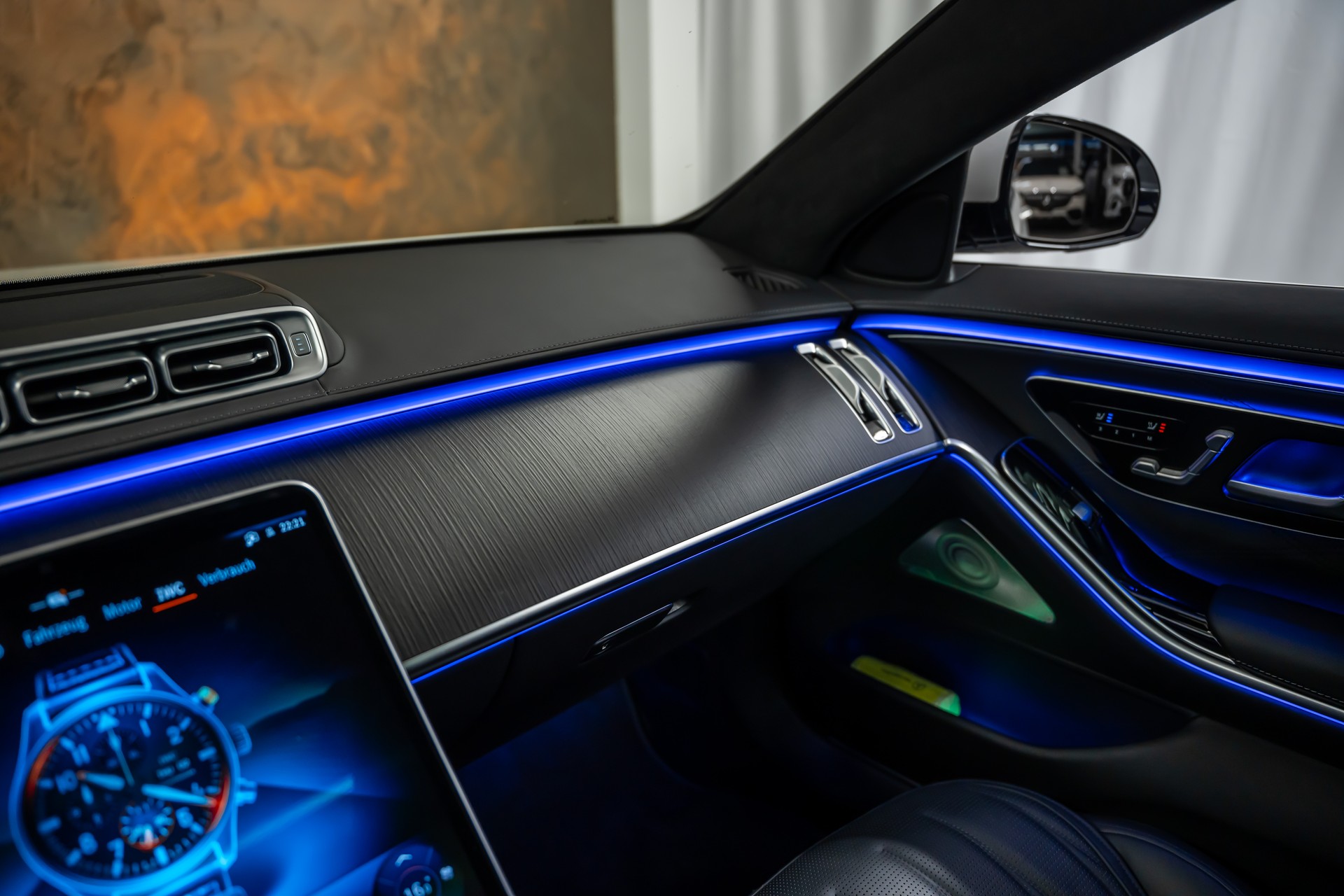 MERCEDES-BENZ S63 AMG E Performance 4Matic Lang Sonderedition *Manufaktur*Keramik*Magno*Fond-TV*-image-25