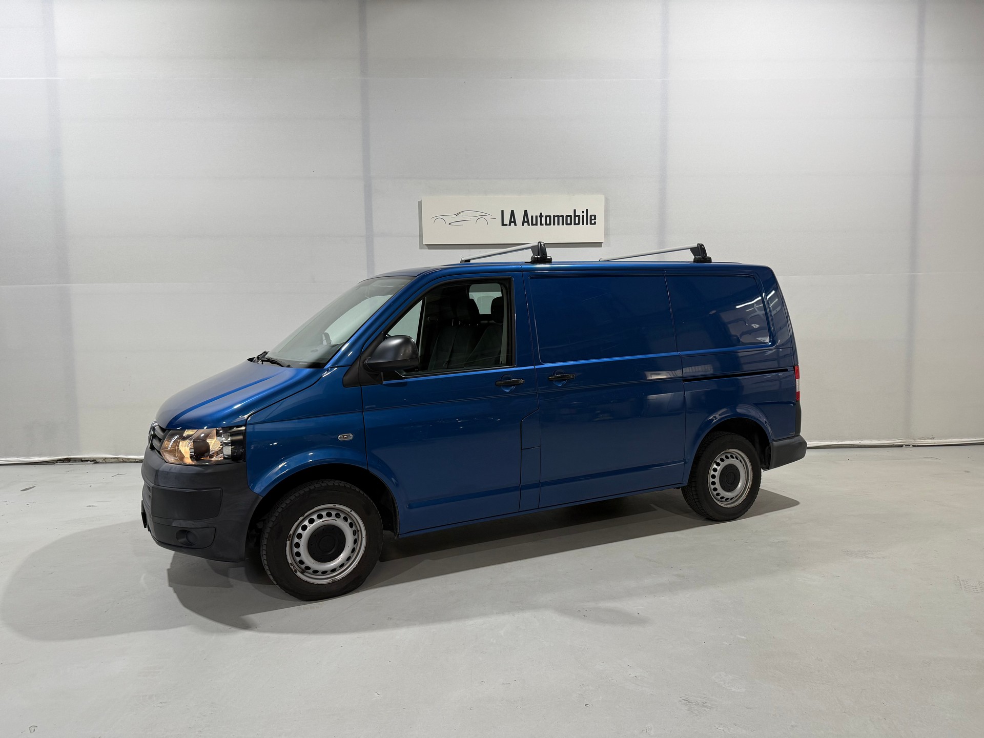 VW T5 2.0 TDI Transporter DSG-image-1