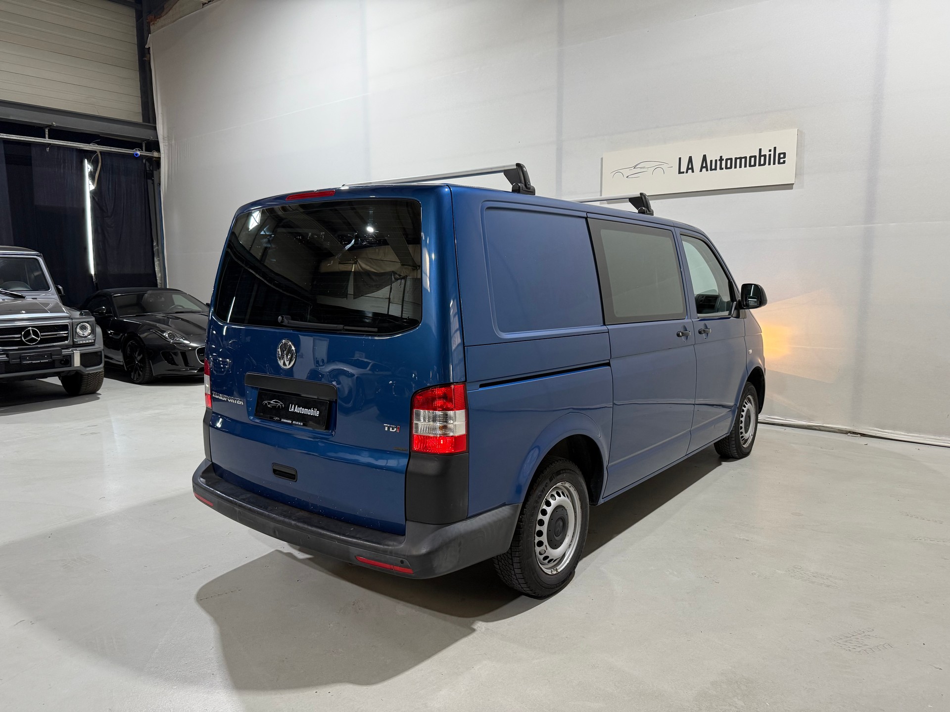 VW T5 2.0 TDI Transporter DSG-image-8