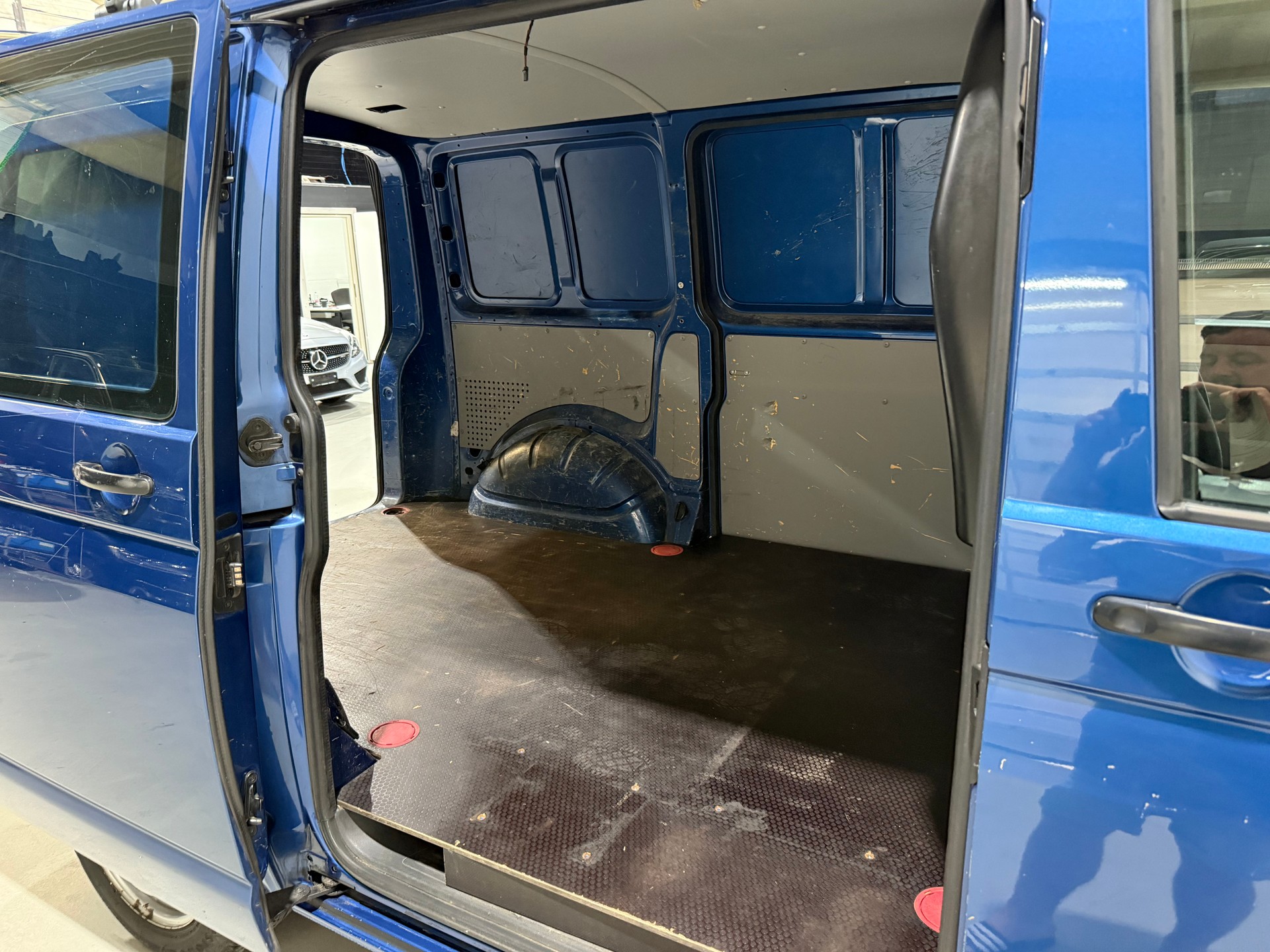 VW T5 2.0 TDI Transporter DSG-image-14