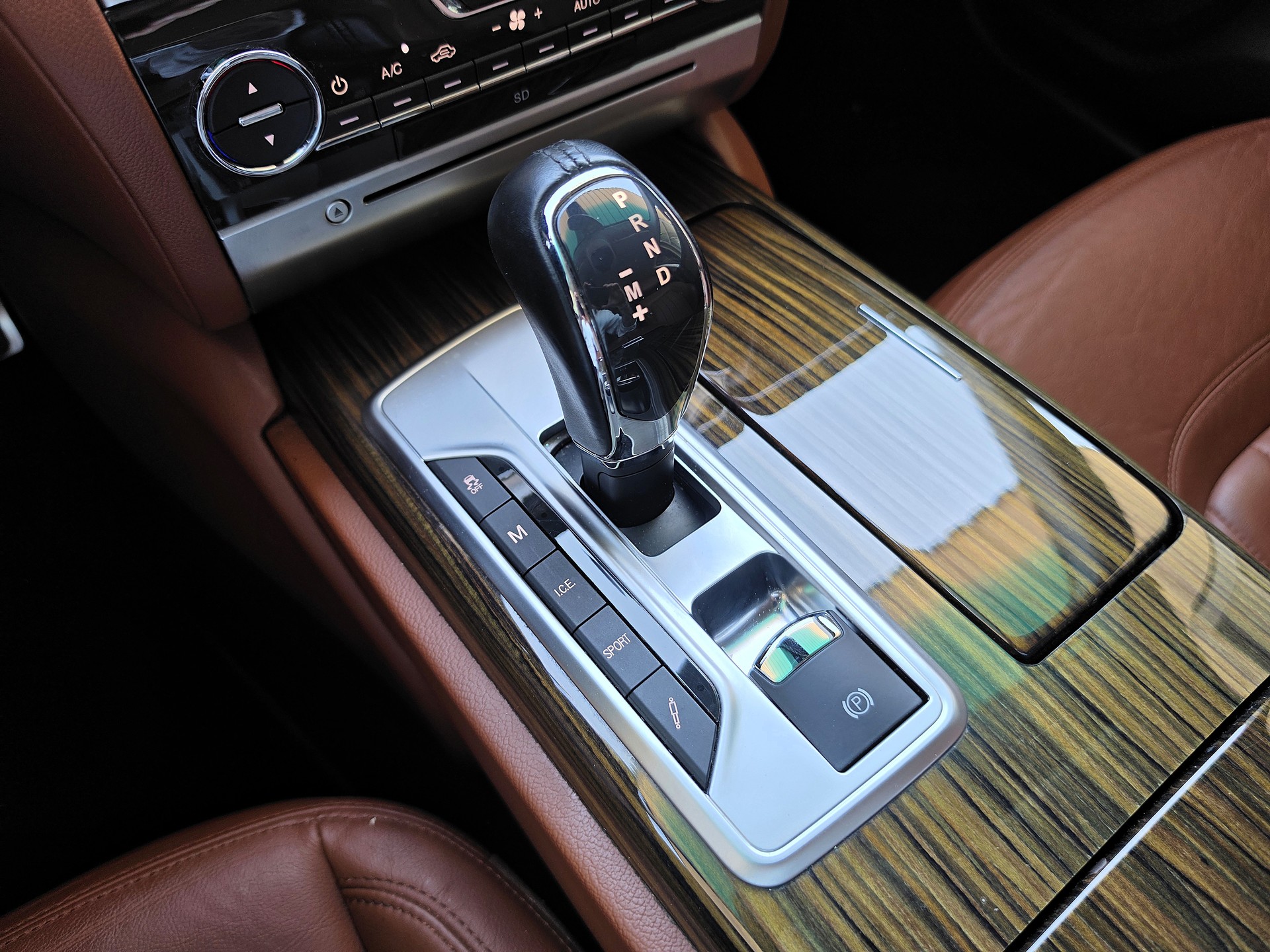 MASERATI Quattroporte 3.0 V6 Diesel Automatica-image-14