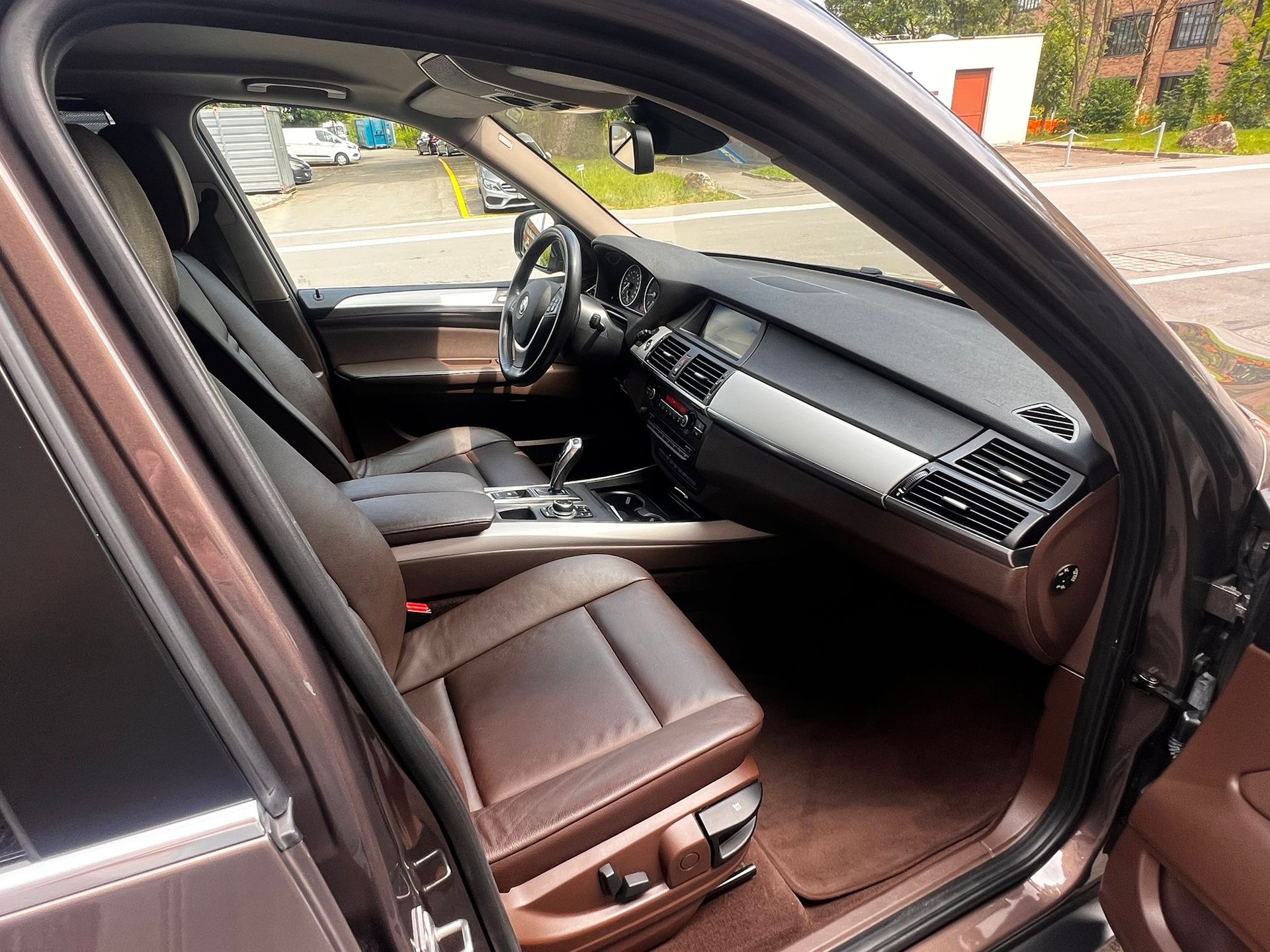 BMW X5 xDrive 30d Steptronic-image-11