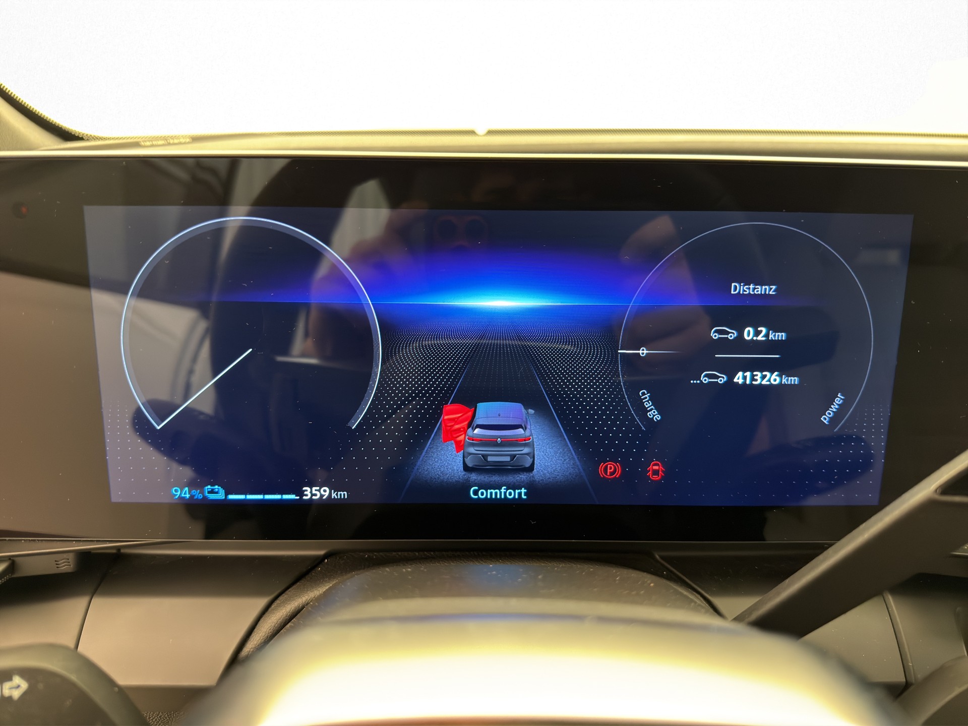 RENAULT Megane E-Tech-image-8