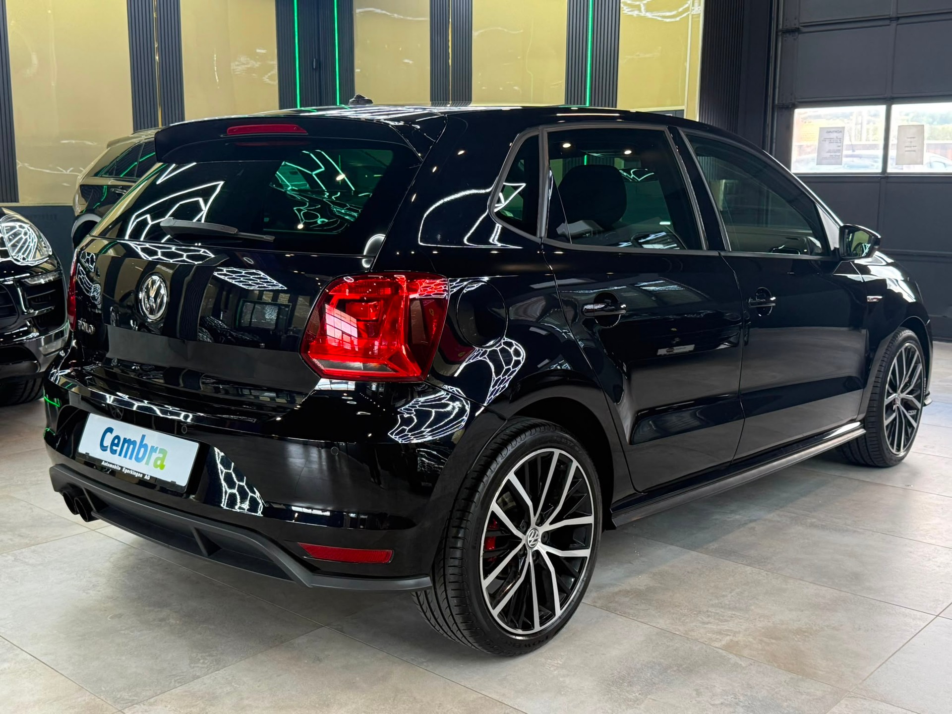 VW Polo 1.8 TSI GTI DSG-image-4