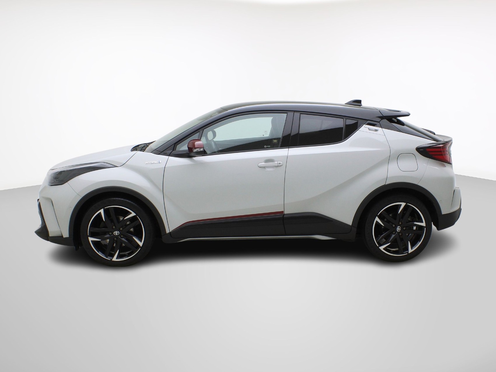 TOYOTA C-HR 2.0 VVTi HSD GR Sport-image-2