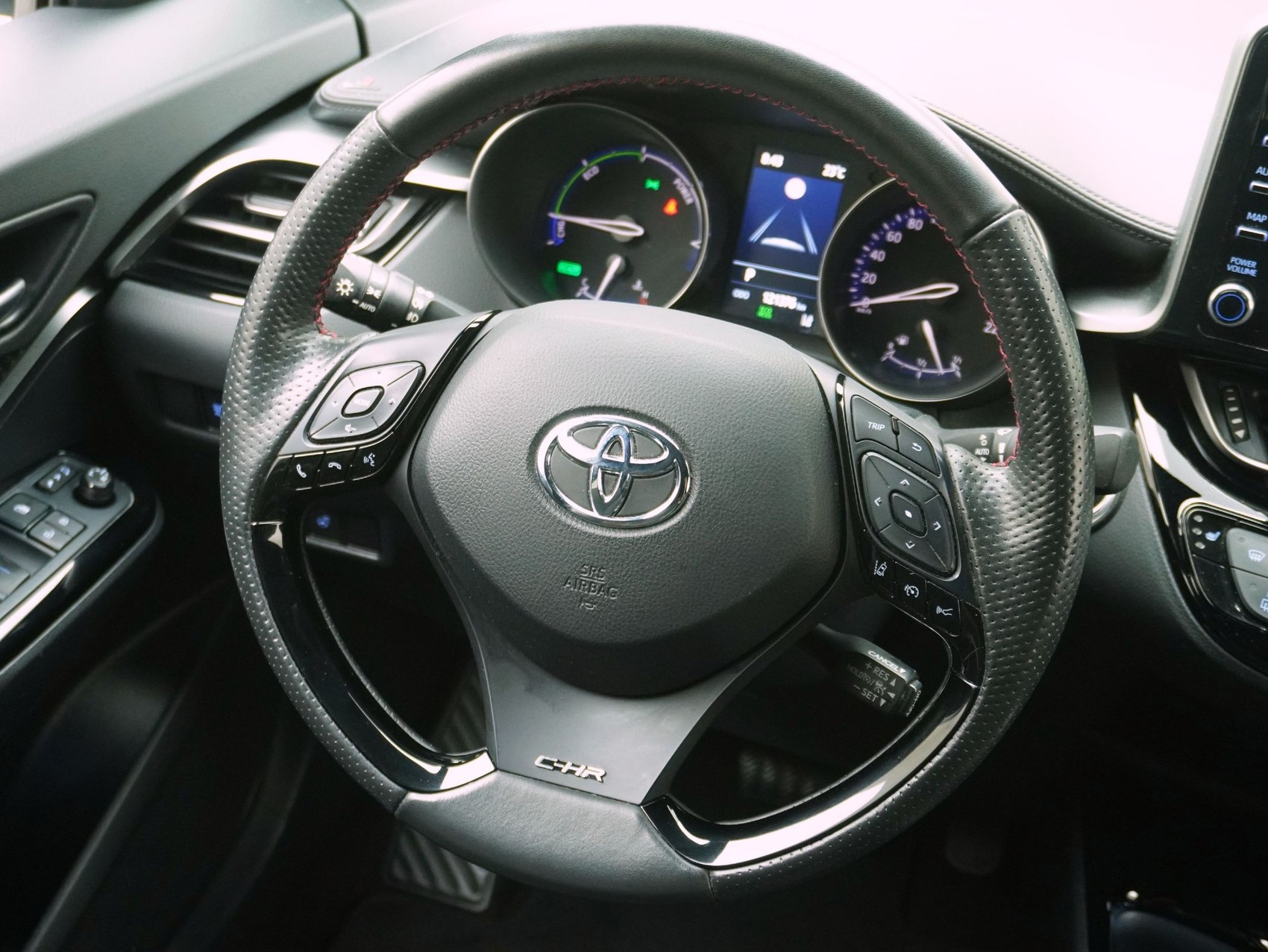 TOYOTA C-HR 2.0 VVTi HSD GR Sport-image-7