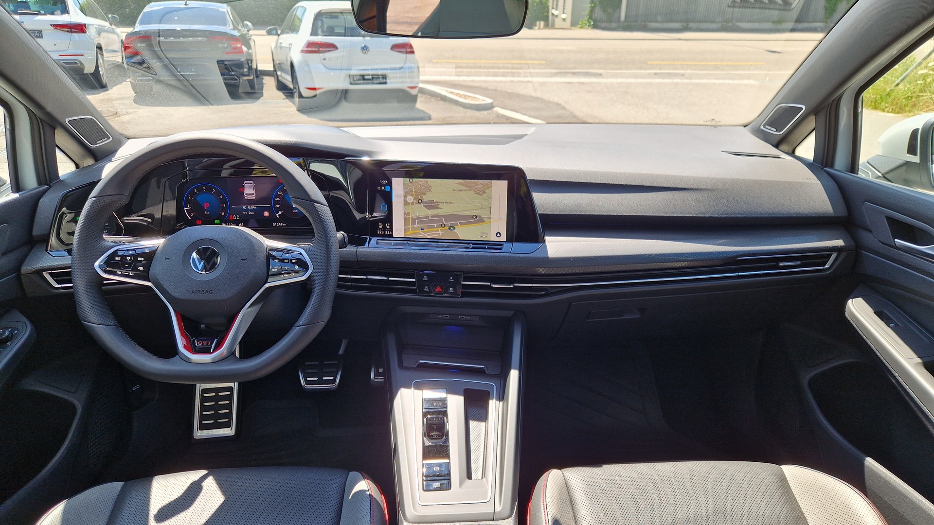 VW Golf 2.0 TSI GTI DSG-image-9