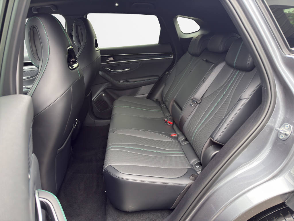 BYD Seal U DM-i Design AWD-image-14