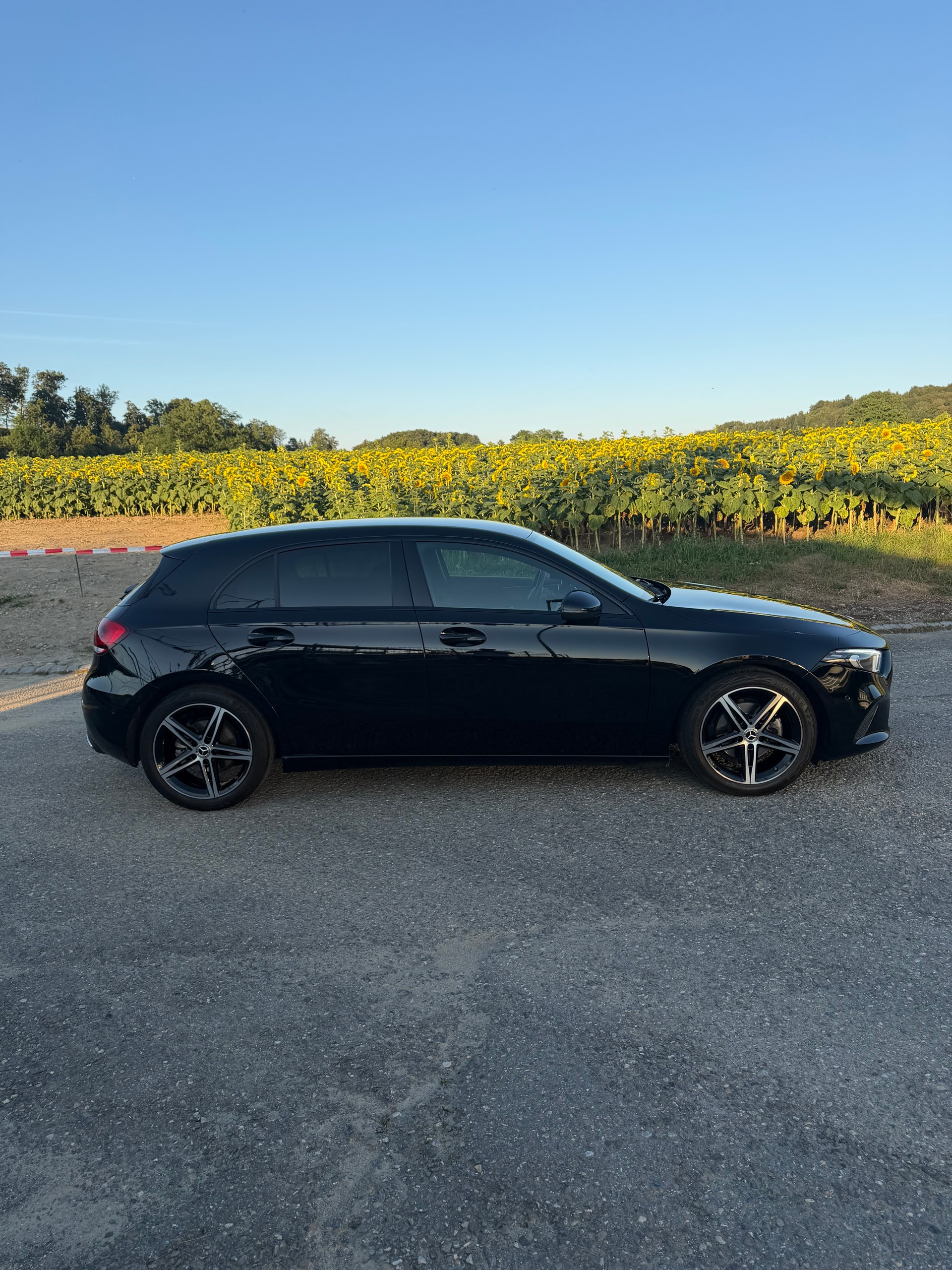 MERCEDES-BENZ A 180 Night Star 7G-DCT-image-3