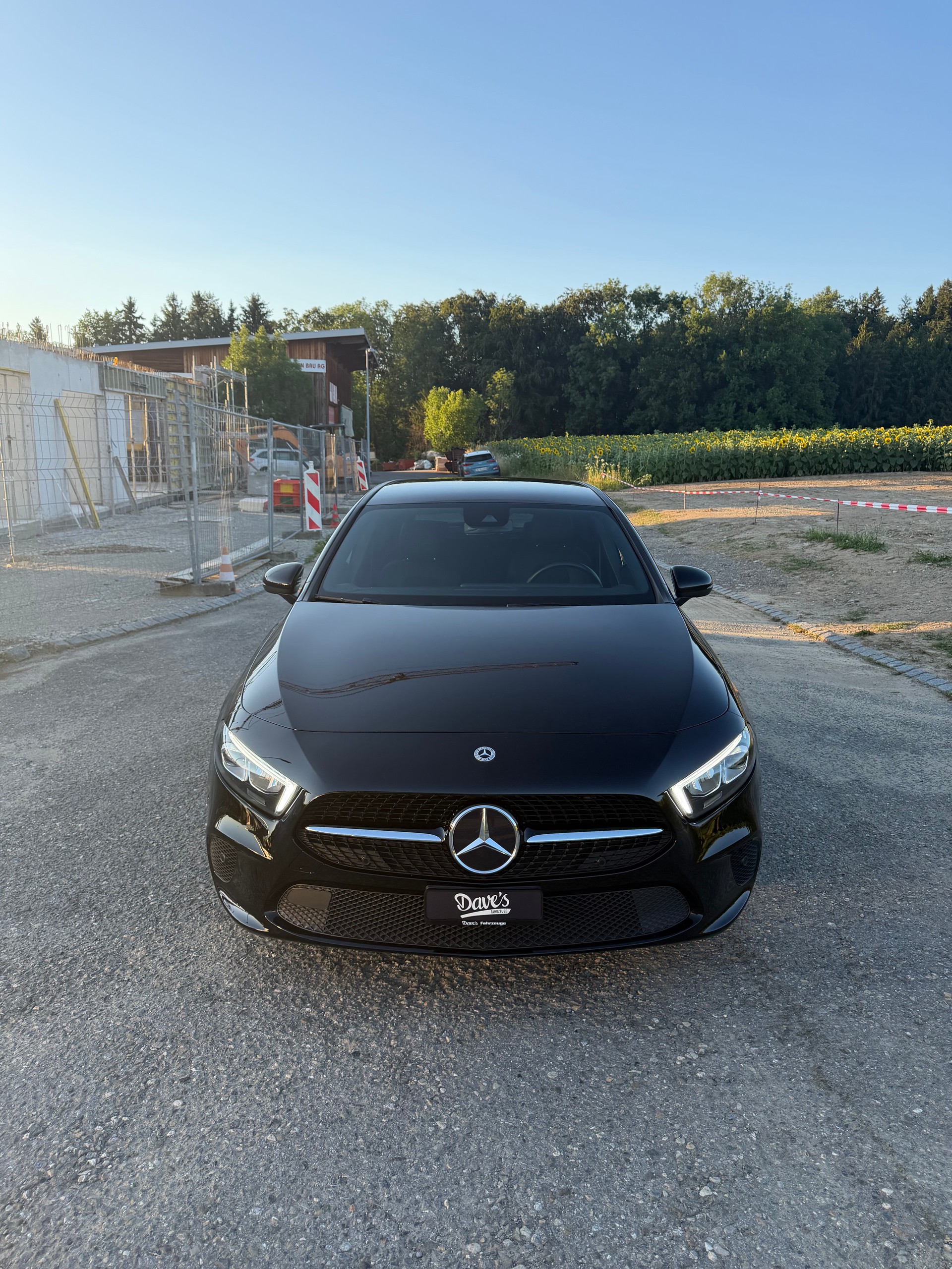 MERCEDES-BENZ A 180 Night Star 7G-DCT-image-1
