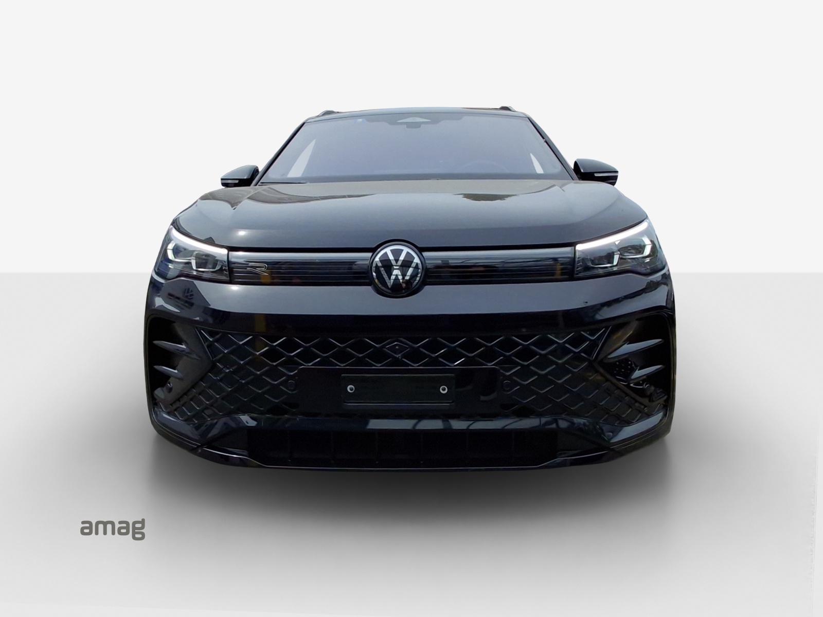 VW Tiguan 2.0 TSI DSG R-Line 4Motion-image-6