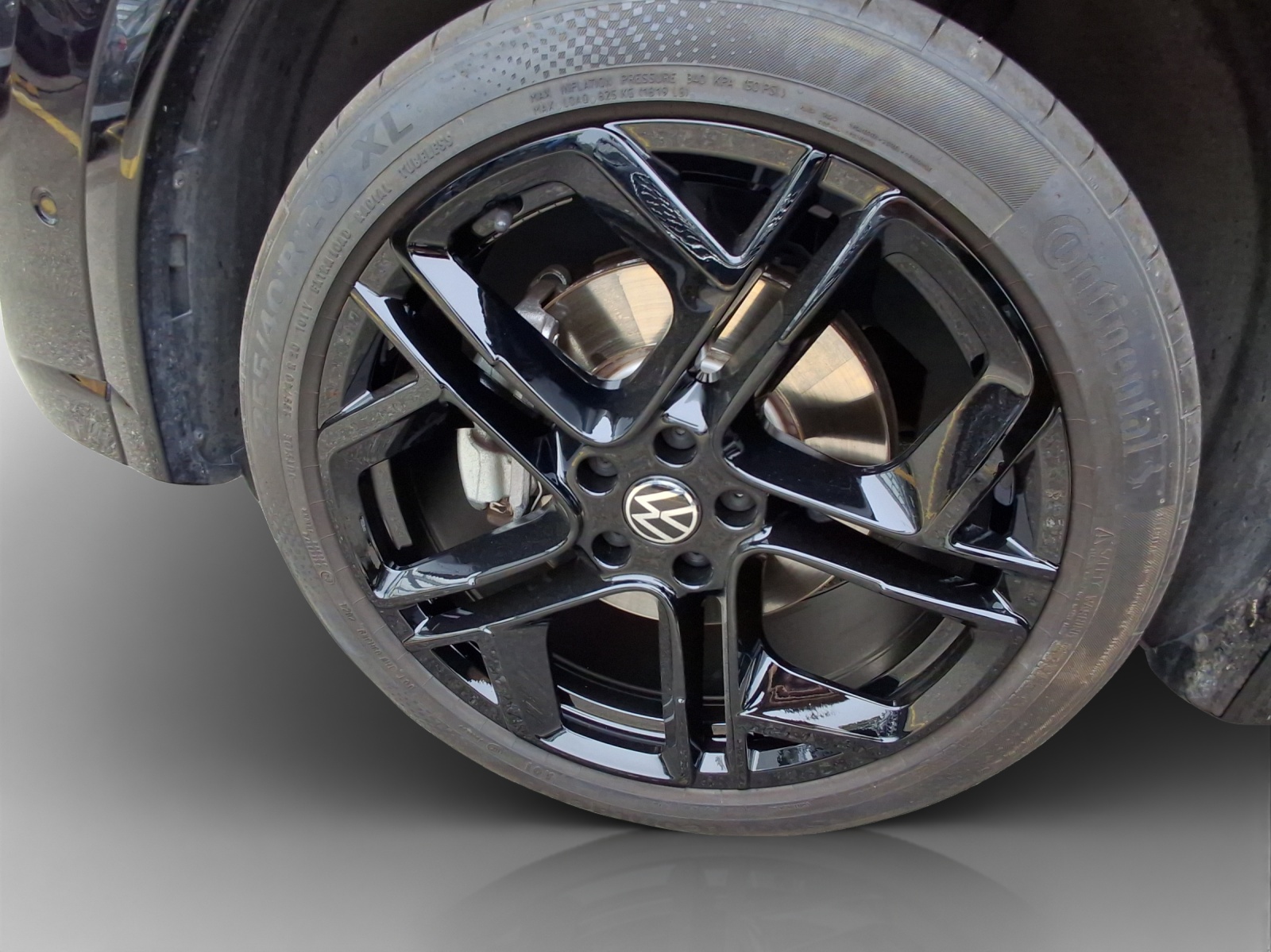 VW Tiguan 2.0 TSI DSG R-Line 4Motion-image-14