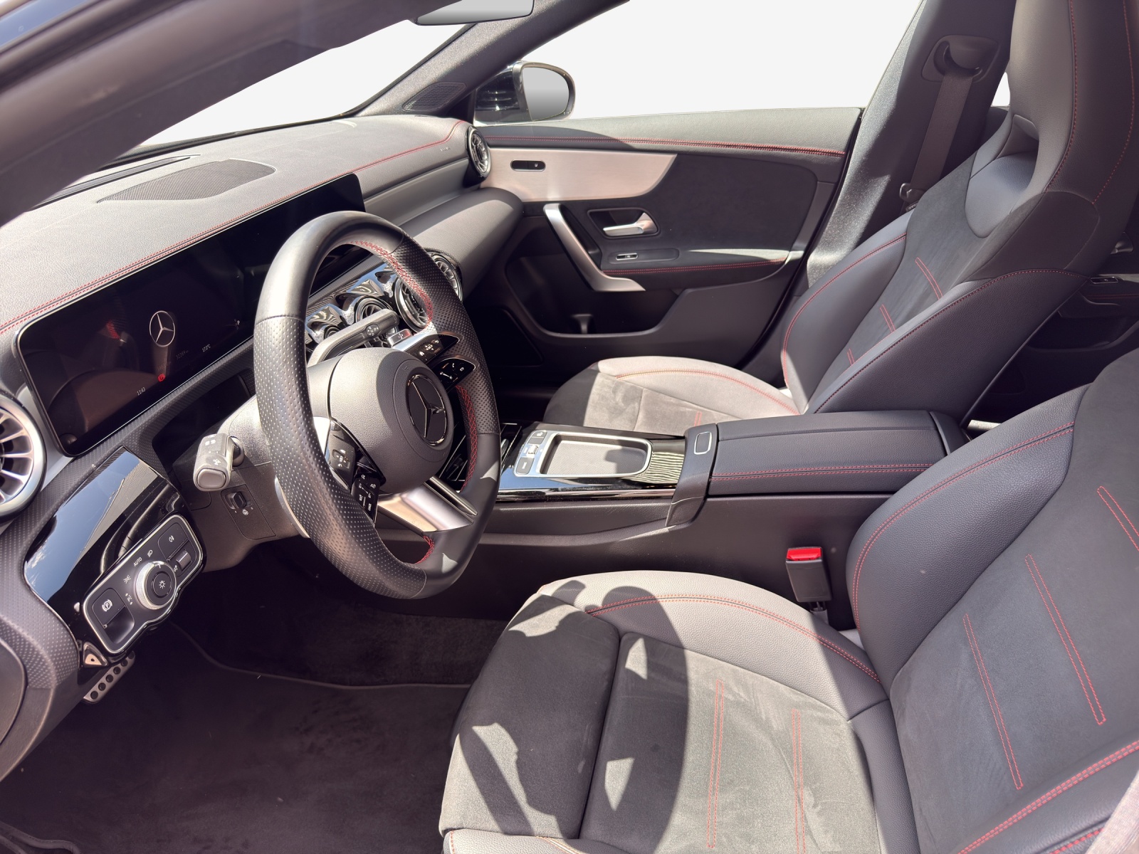 MERCEDES-BENZ CLA 220 4Matic 8G-DCT-image-7