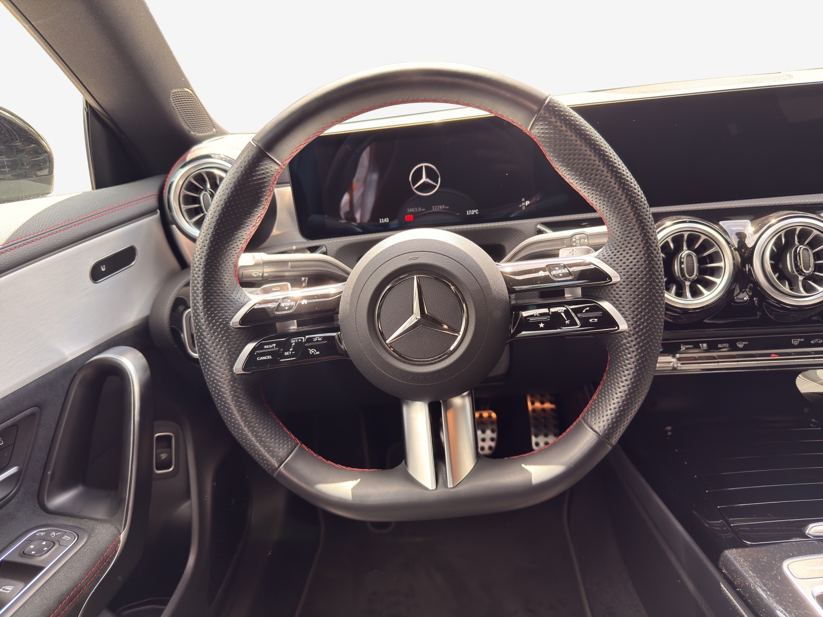 MERCEDES-BENZ CLA 220 4Matic 8G-DCT-image-9