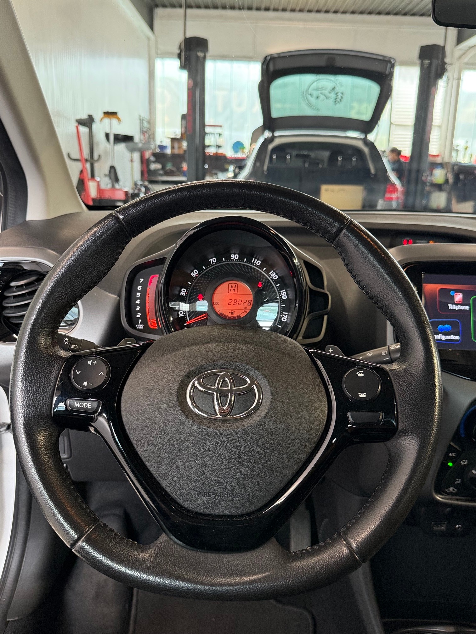 TOYOTA Aygo 1.0 VVT-i X-shift Trend-image-11