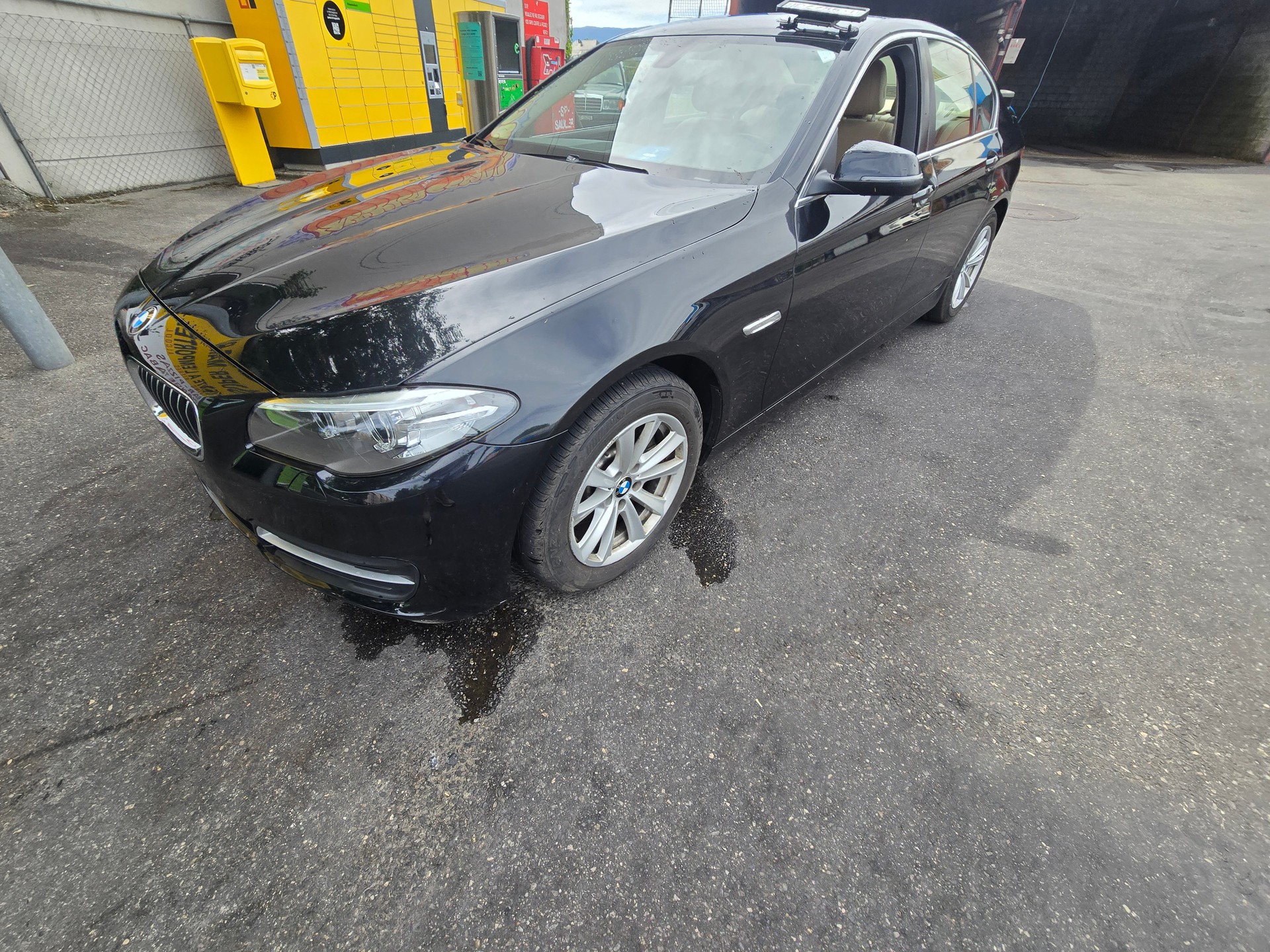 BMW 520i Luxury Line-image-10