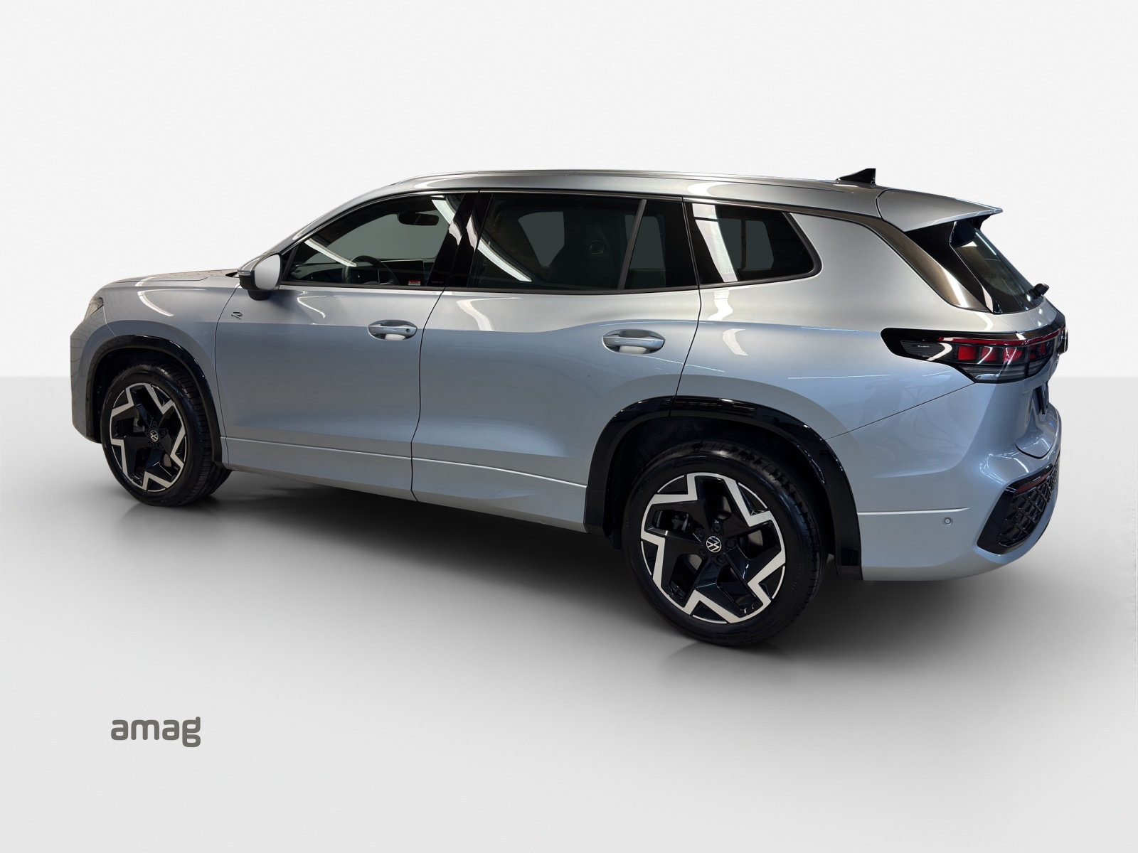 VW Tayron 2.0 TSI R-Line DSG 4Motion-image-2