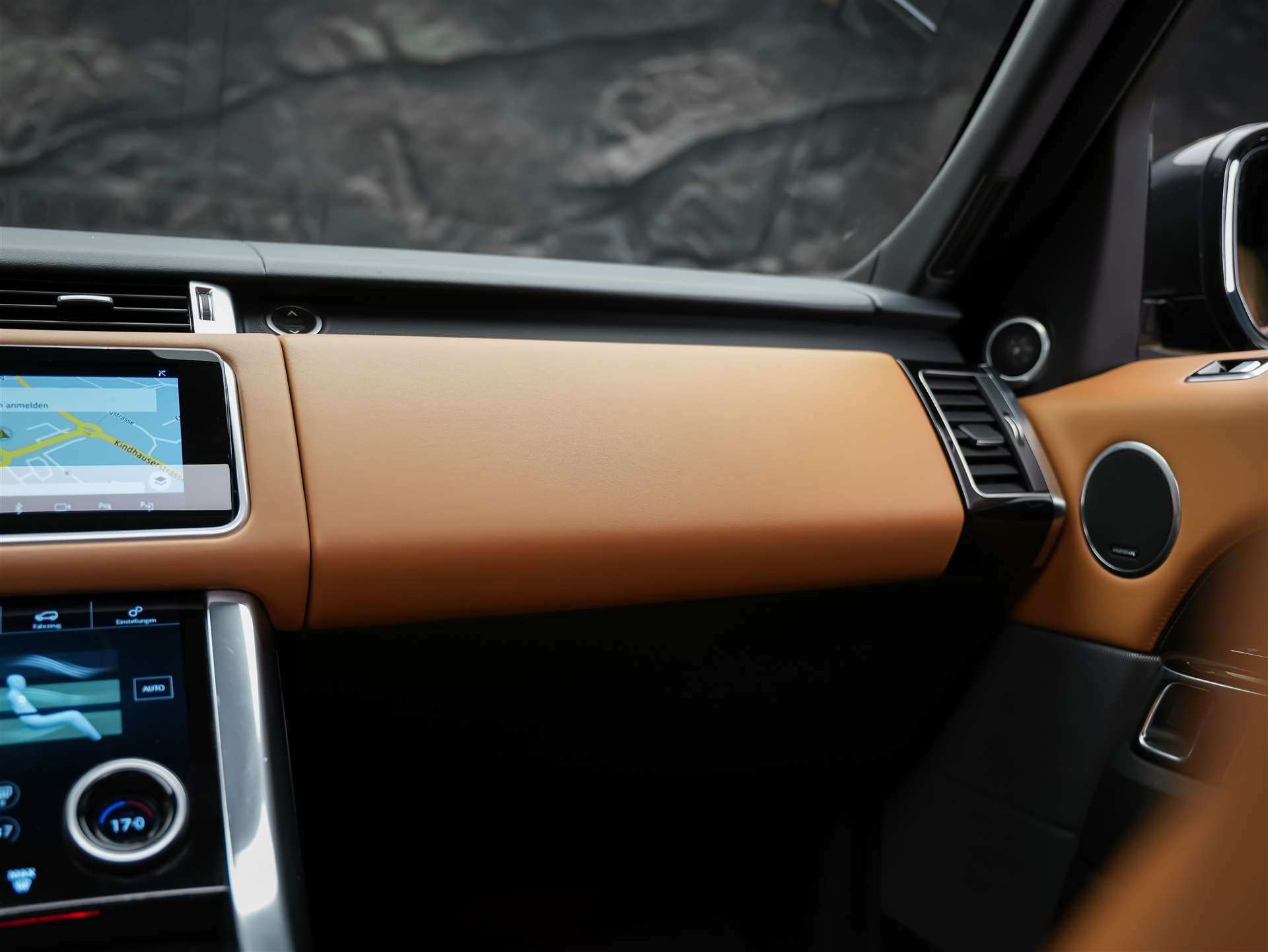 LAND ROVER Range Rover Sport P400e 2.0 I4 PHEV HSE Dynamic Aut. *CH Auto*Sitzlüftung*Panorama*-image-22
