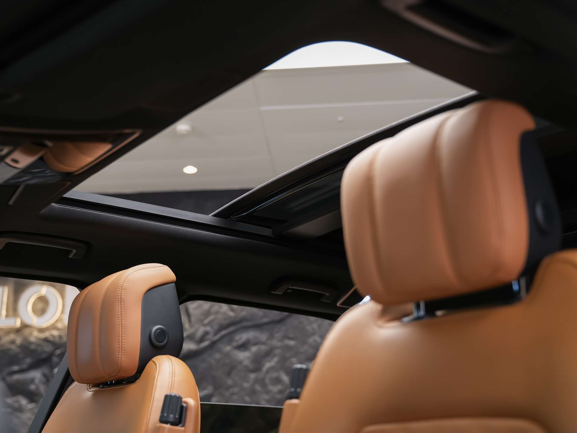 LAND ROVER Range Rover Sport P400e 2.0 I4 PHEV HSE Dynamic Aut. *CH Auto*Sitzlüftung*Panorama*-image-10