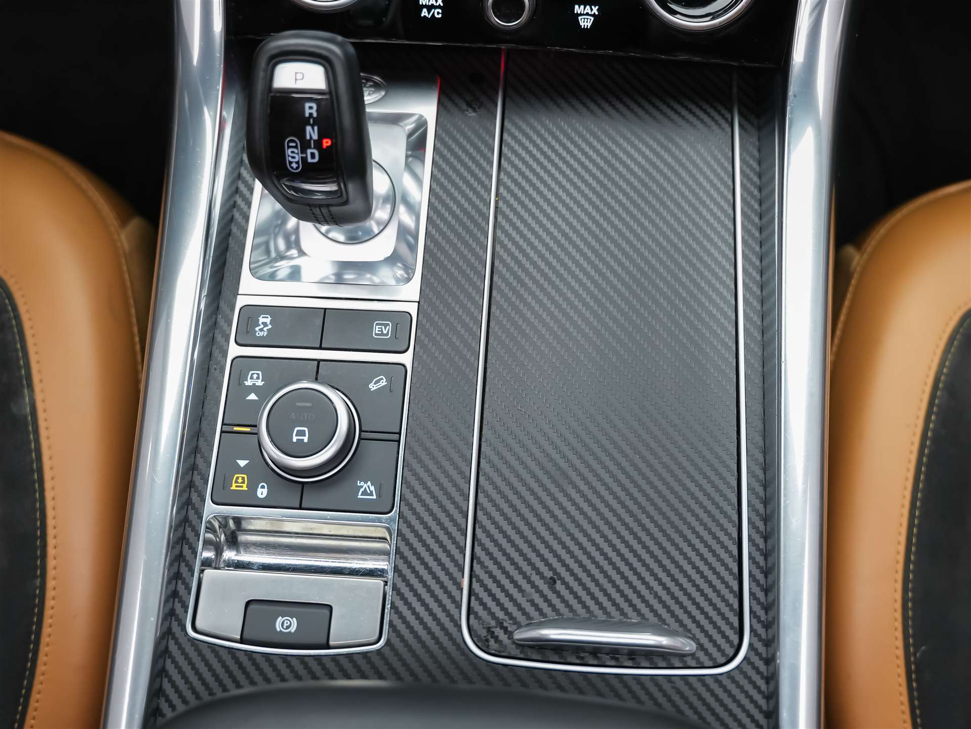 LAND ROVER Range Rover Sport P400e 2.0 I4 PHEV HSE Dynamic Aut. *CH Auto*Sitzlüftung*Panorama*-image-23