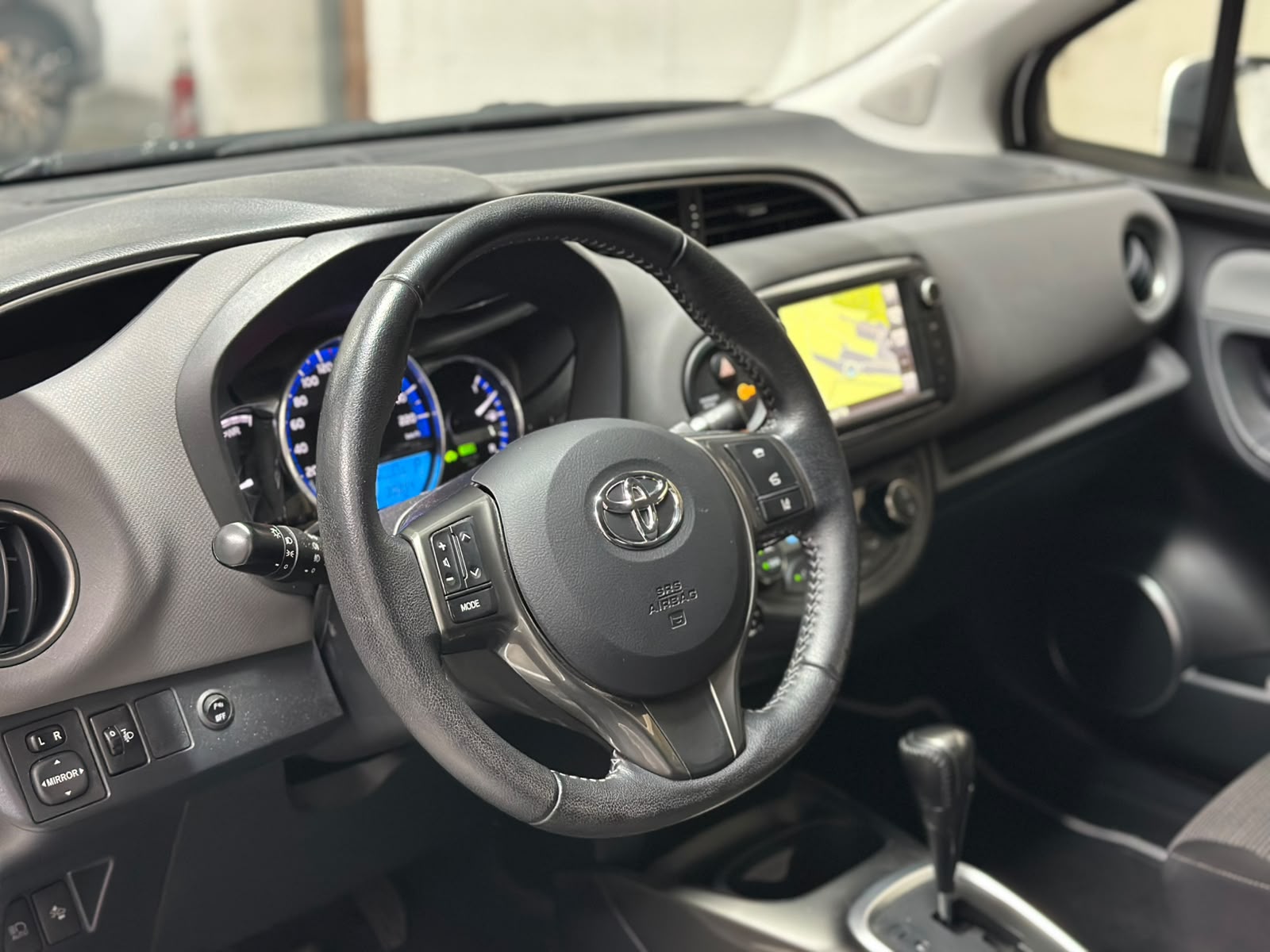 TOYOTA Yaris 1.5 VVT-i Hybrid Trend e-CVT-image-7