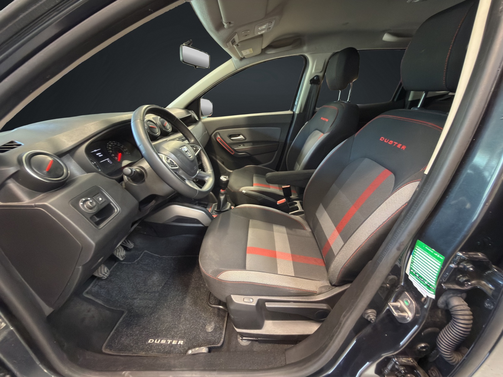 DACIA Duster TCe 150 Ultimate 4x4-image-11