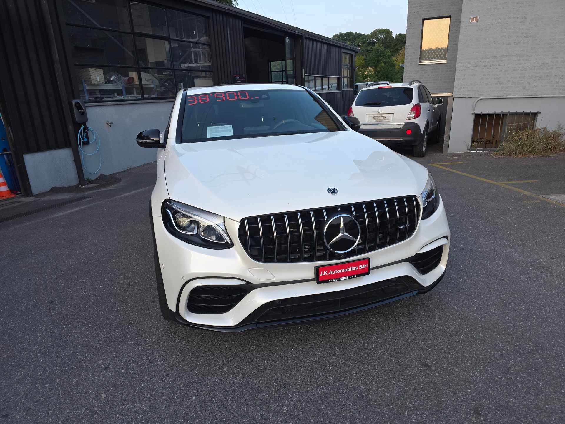MERCEDES-BENZ GLC Coupé 63 AMG Edition 1 4Matic+ 9G-Tronic-image-14