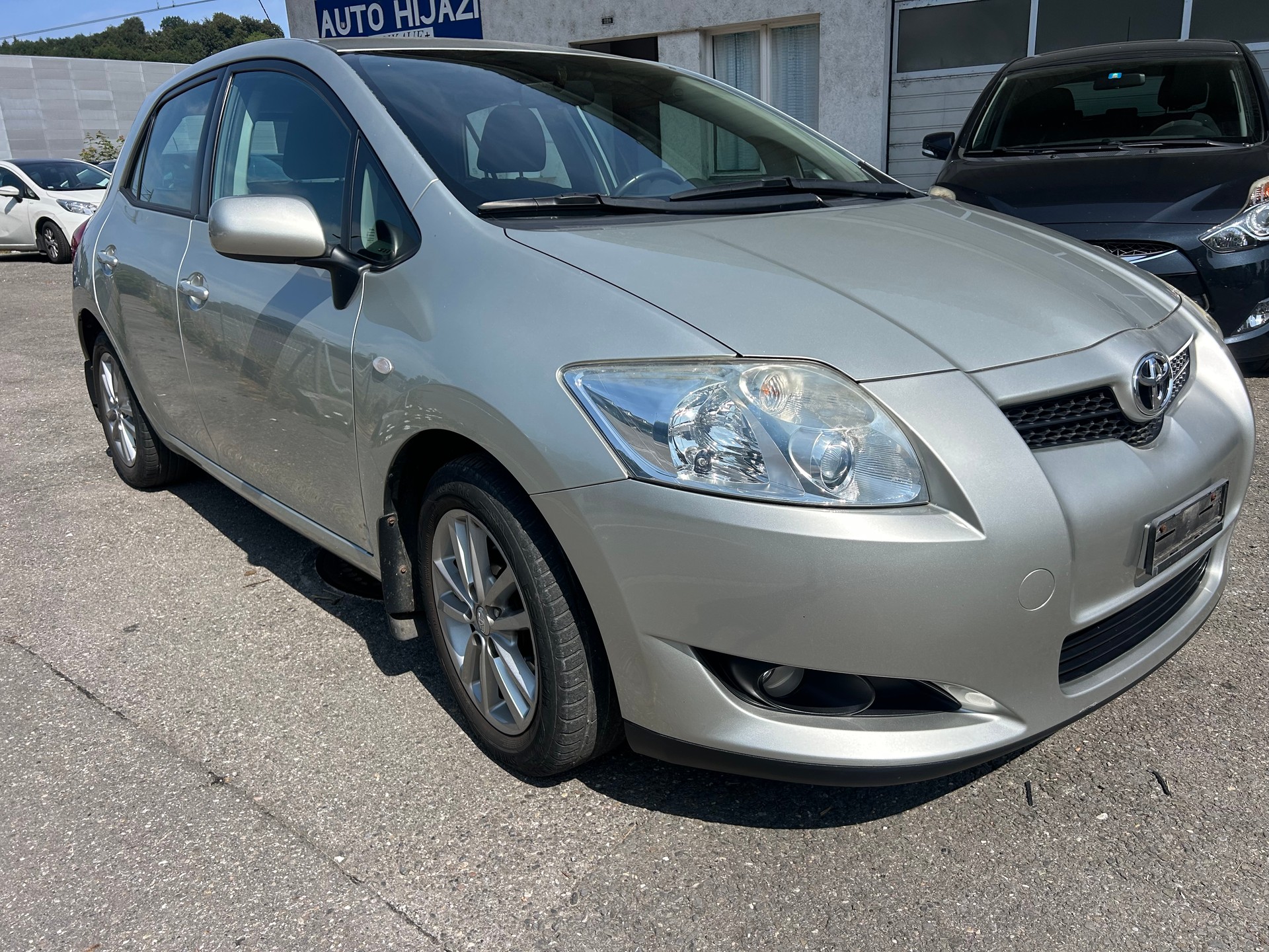 TOYOTA Auris 1.6 Linea Sol-image-0