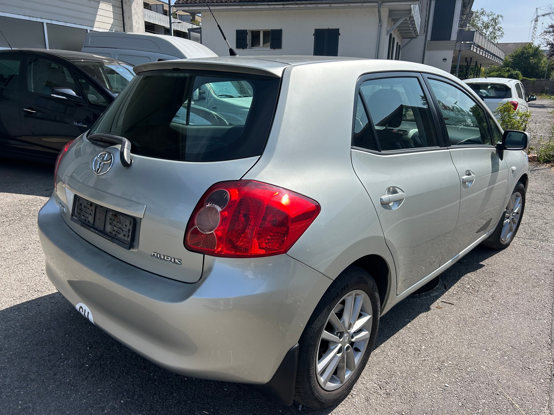 TOYOTA Auris 1.6 Linea Sol-image-2