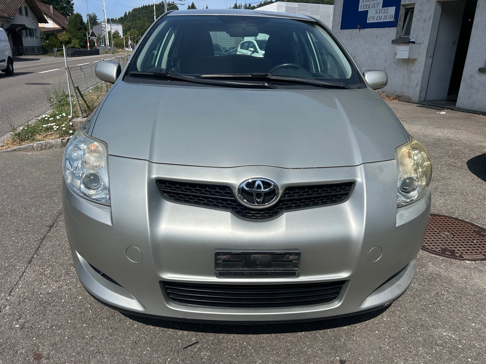 TOYOTA Auris 1.6 Linea Sol-image-1
