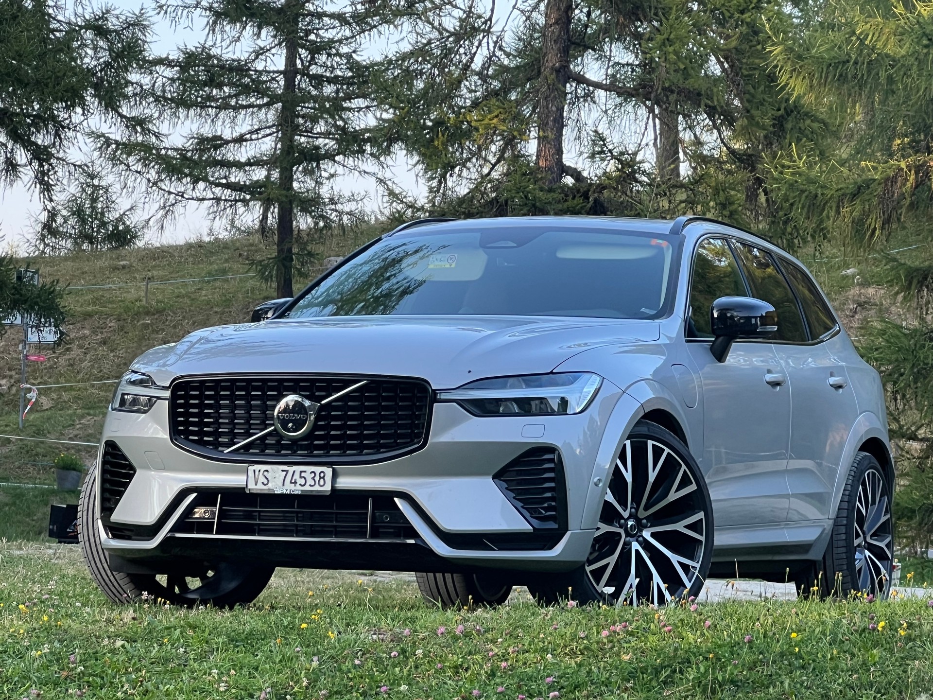 VOLVO XC60 T8 eAWD PluginHybrid Dark Xclusive Geartronic
