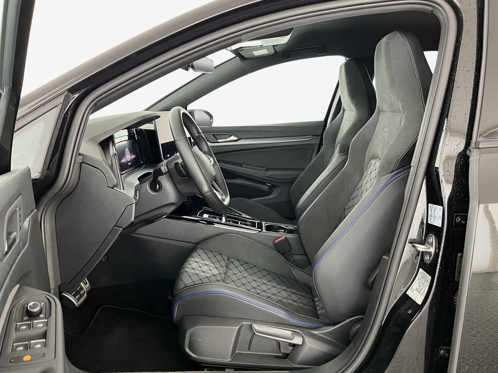 VW Golf Variant 2.0 TSI R-Line DSG 4 Motion-image-7