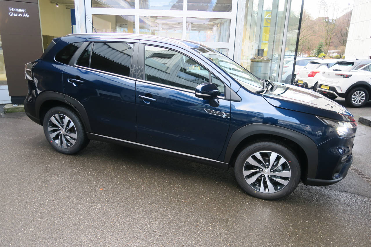SUZUKI S-Cross 1.4 T Sakura Top Hybrid 4x4-image-1