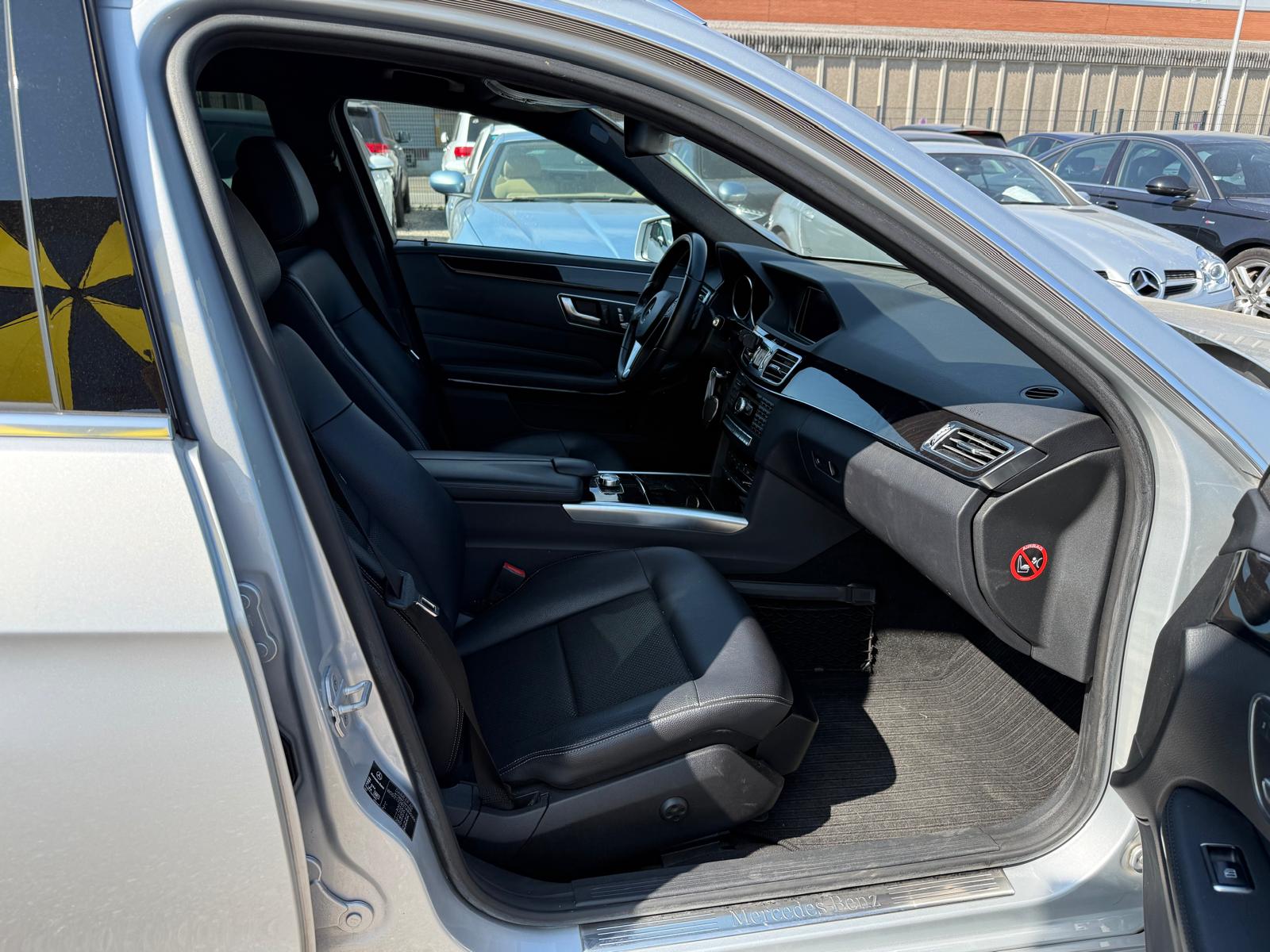 MERCEDES-BENZ E 250 CDI Avantgarde 4m Kombi-image-10