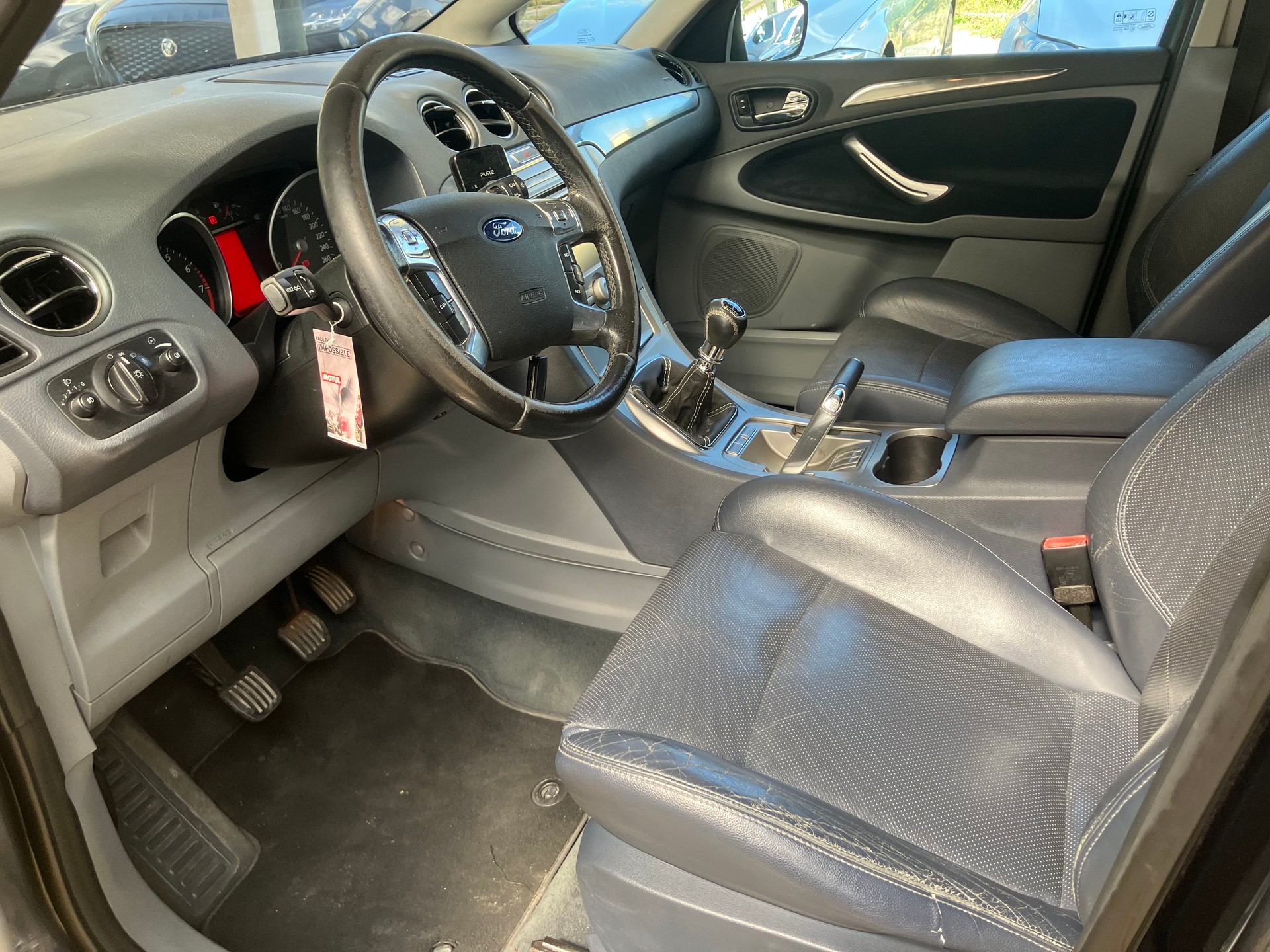 FORD S-Max 2.5i T Titanium-image-6