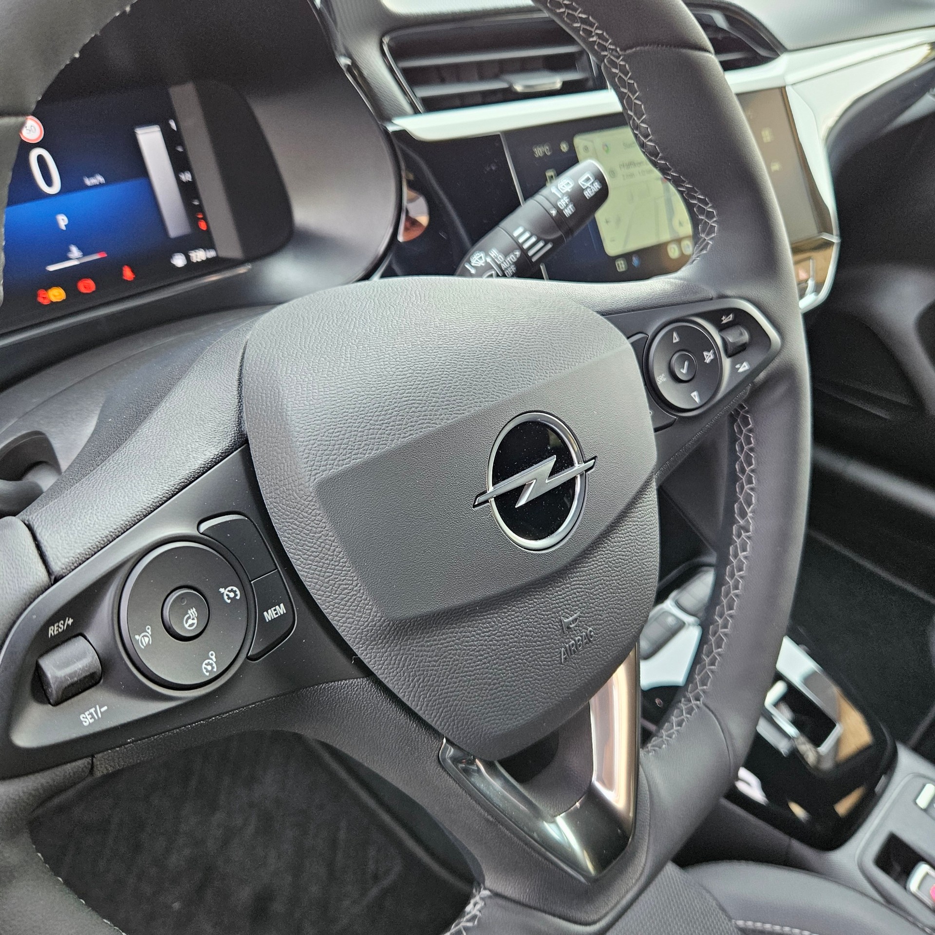 OPEL Corsa 1.2 MHEV Viva-image-13
